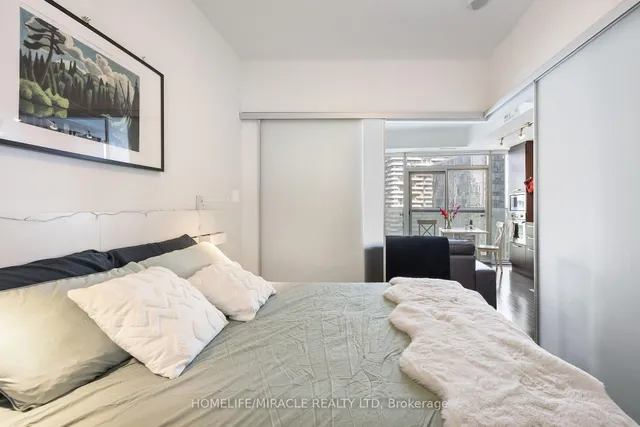 Additional property image - 12 York St Unit 3601