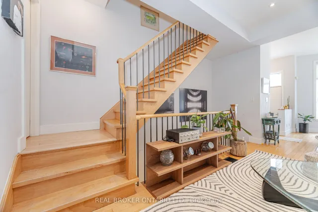Additional property image - 476 King St