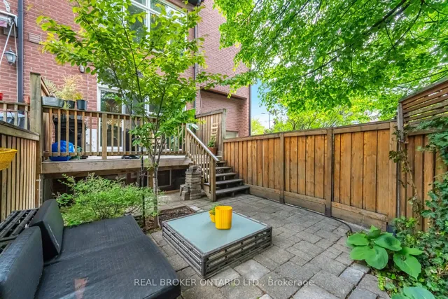 Additional property image - 476 King St