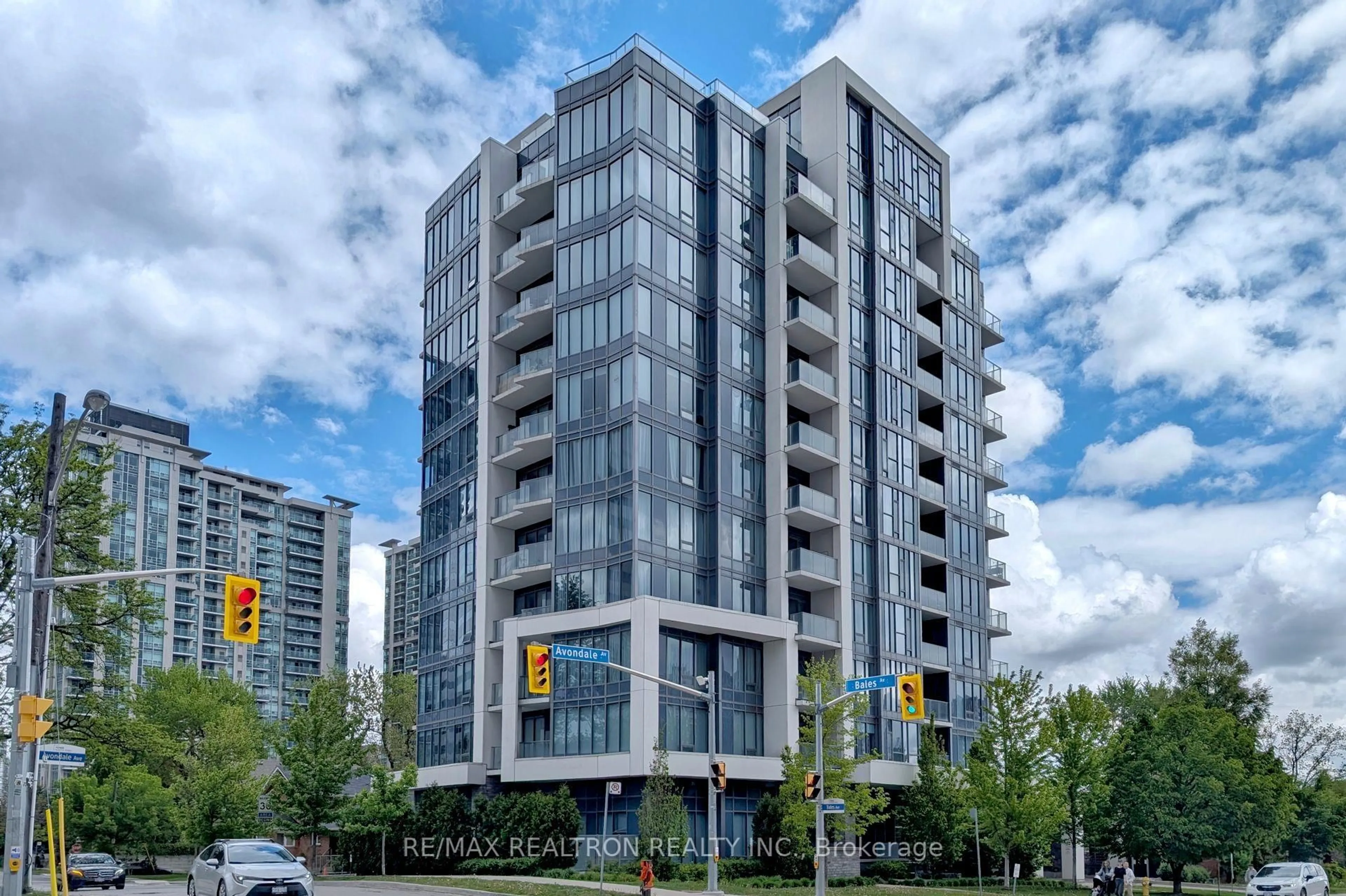 Unknown for 28 Avondale Ave #203, Toronto Ontario M2N 0K2