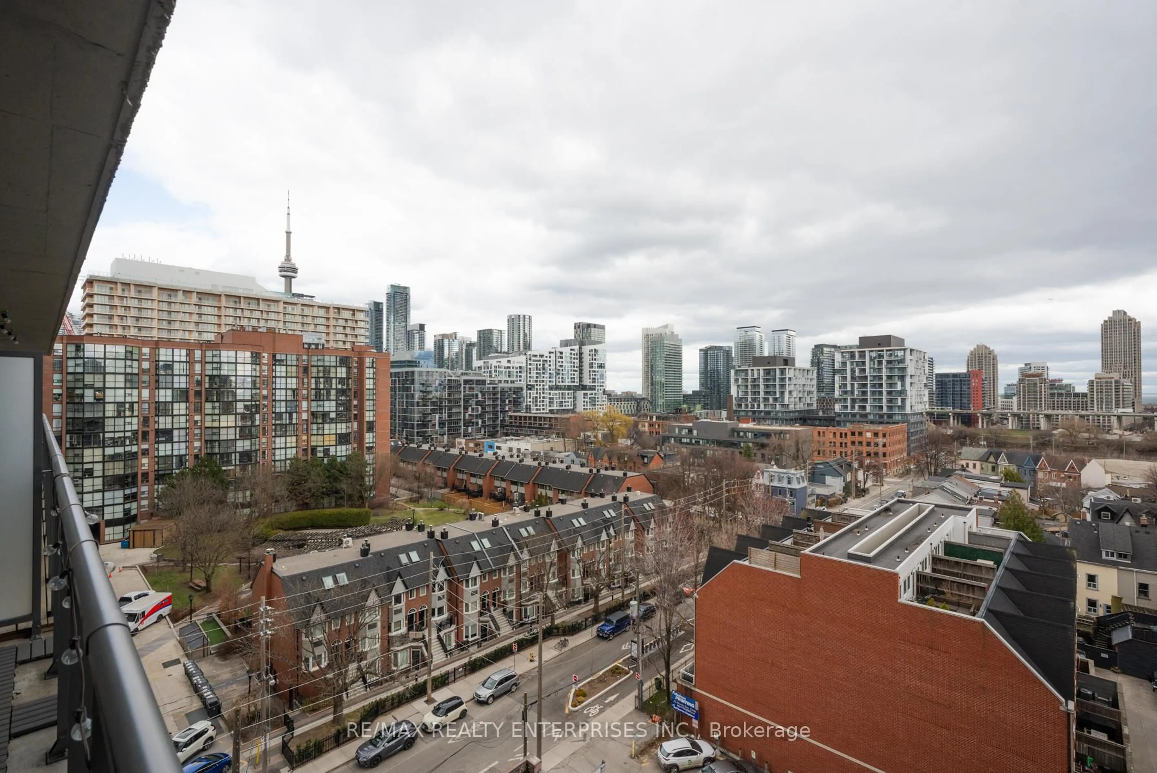 A pic from outside/outdoor area/front of a property/back of a property/a pic from drone, city buildings view from balcony for 78 Tecumseth St #904, Toronto Ontario M5V 0A9