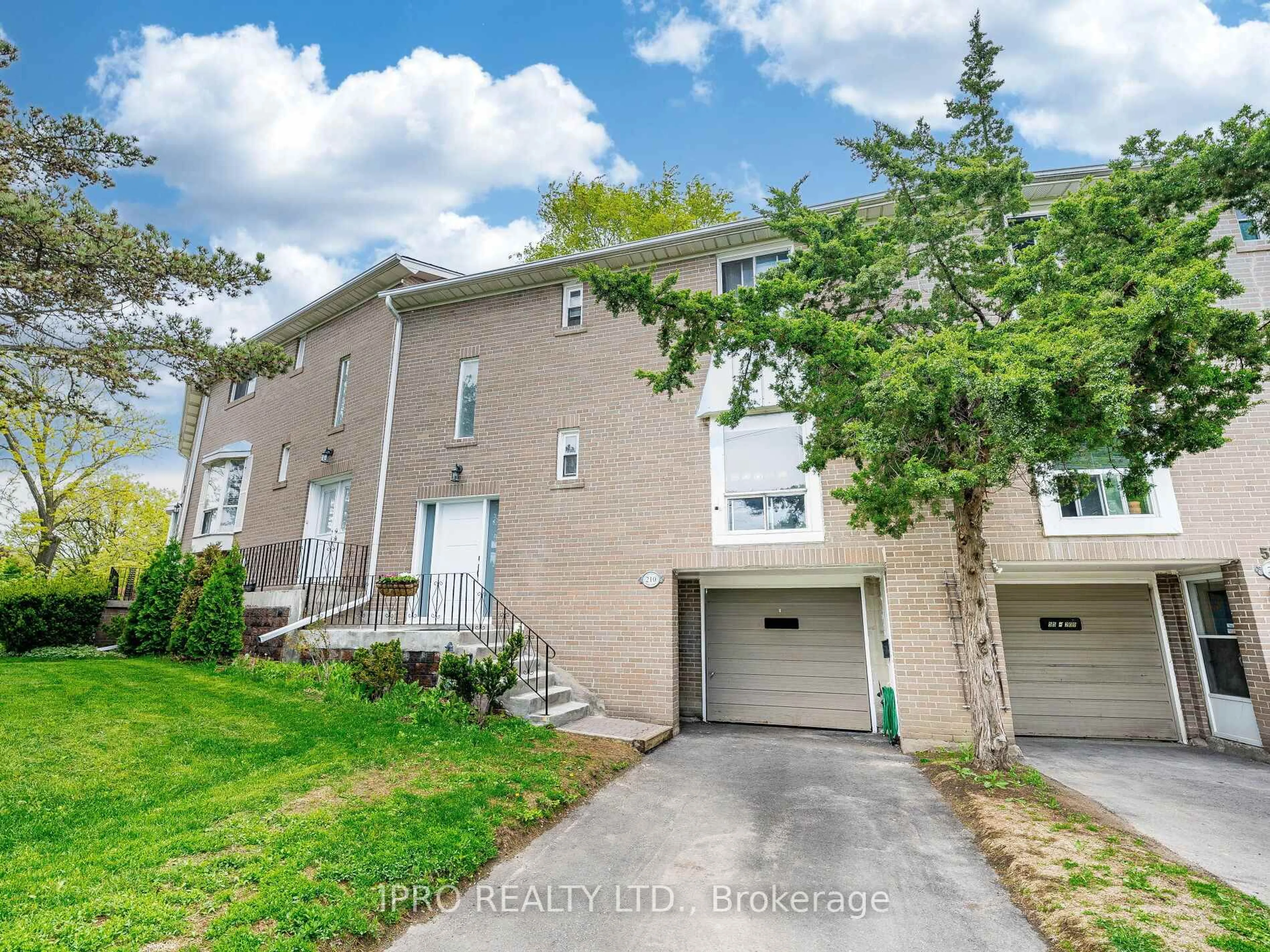 Unknown for 55 Rameau Dr #210, Toronto Ontario M2H 1T6