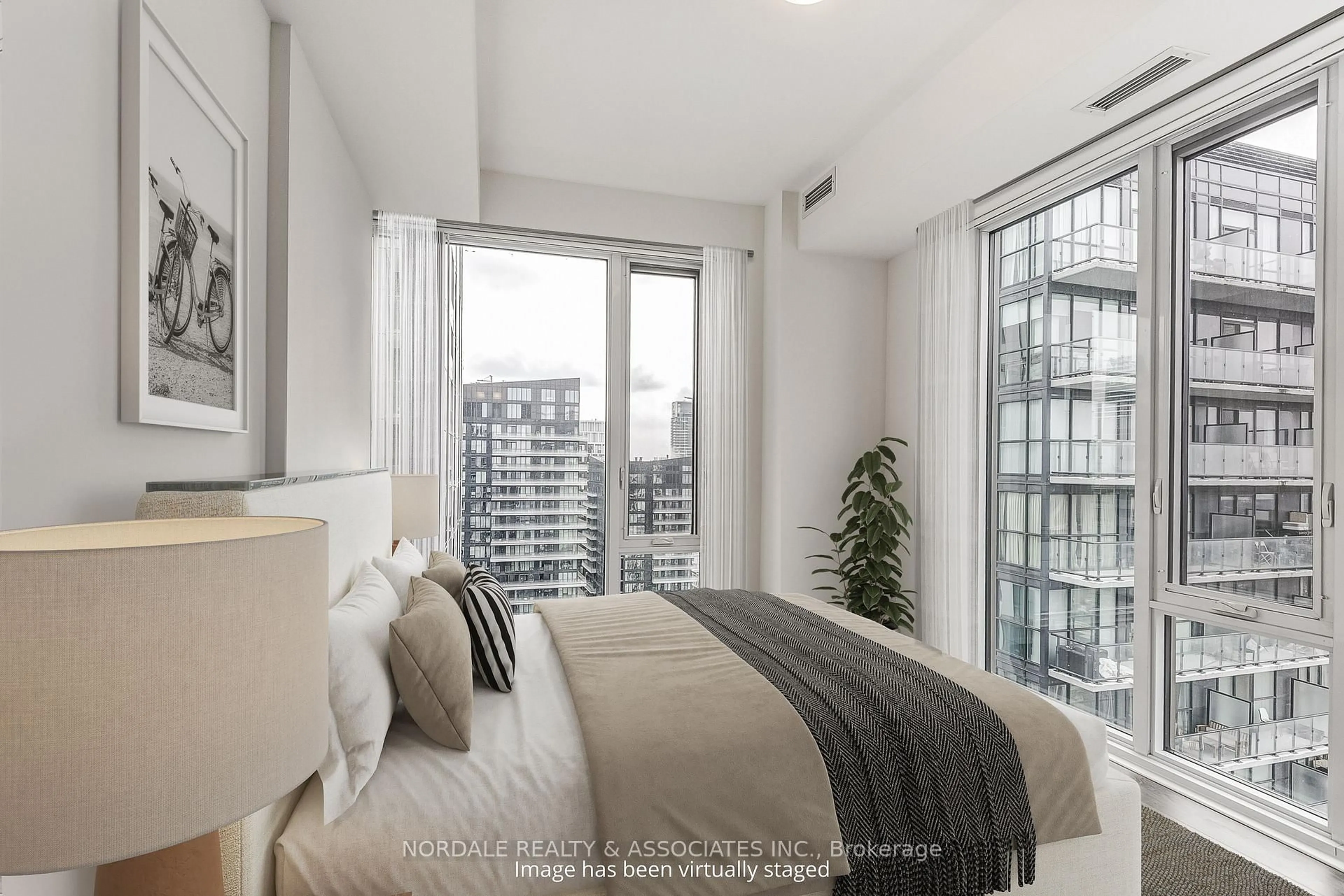 Bedroom with bed, unknown for 28 Widmer St #3123, Toronto Ontario M5V 0T2