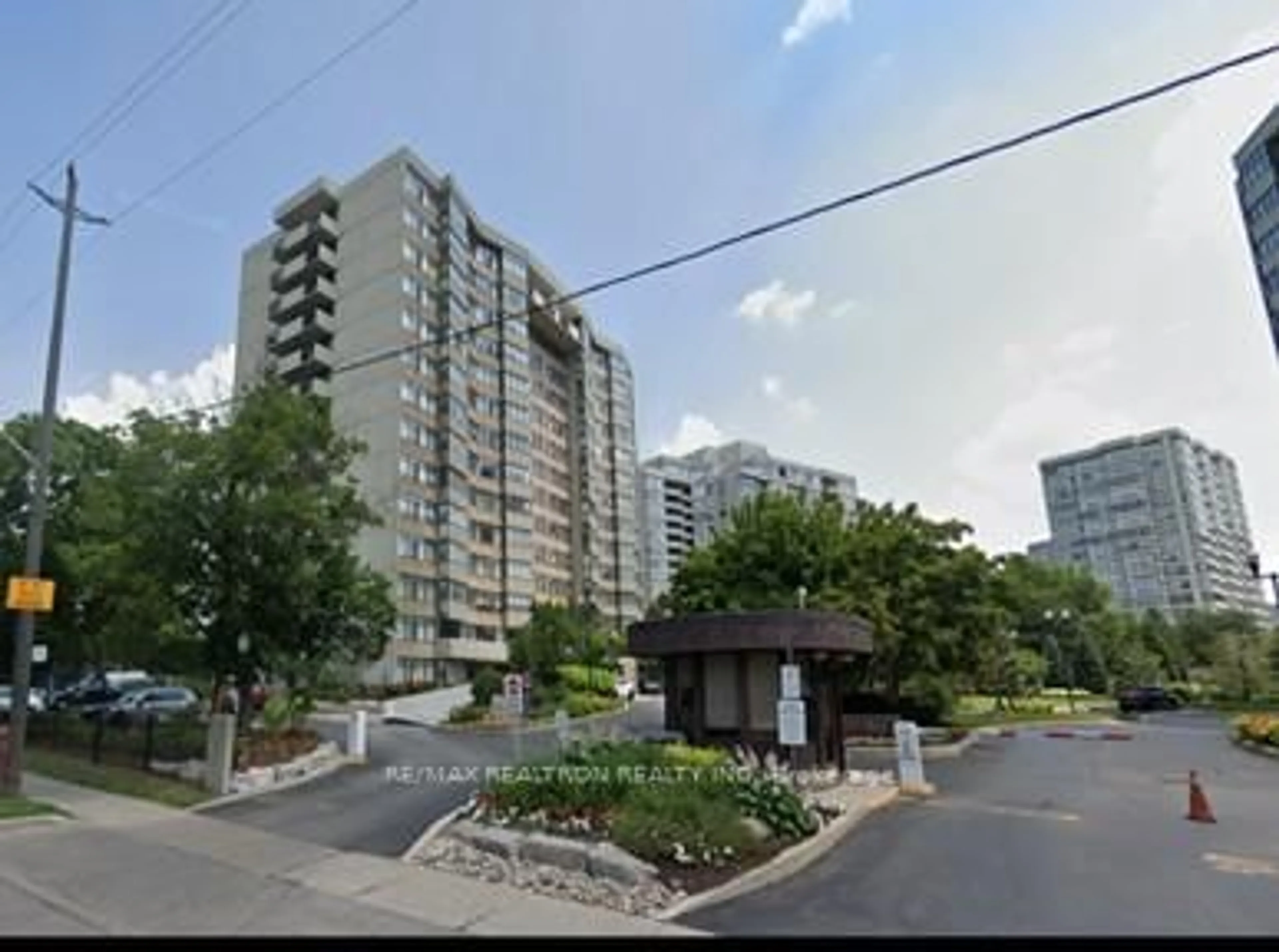 Unknown for 1201 Steeles Ave #804, Toronto Ontario M2R 3K1