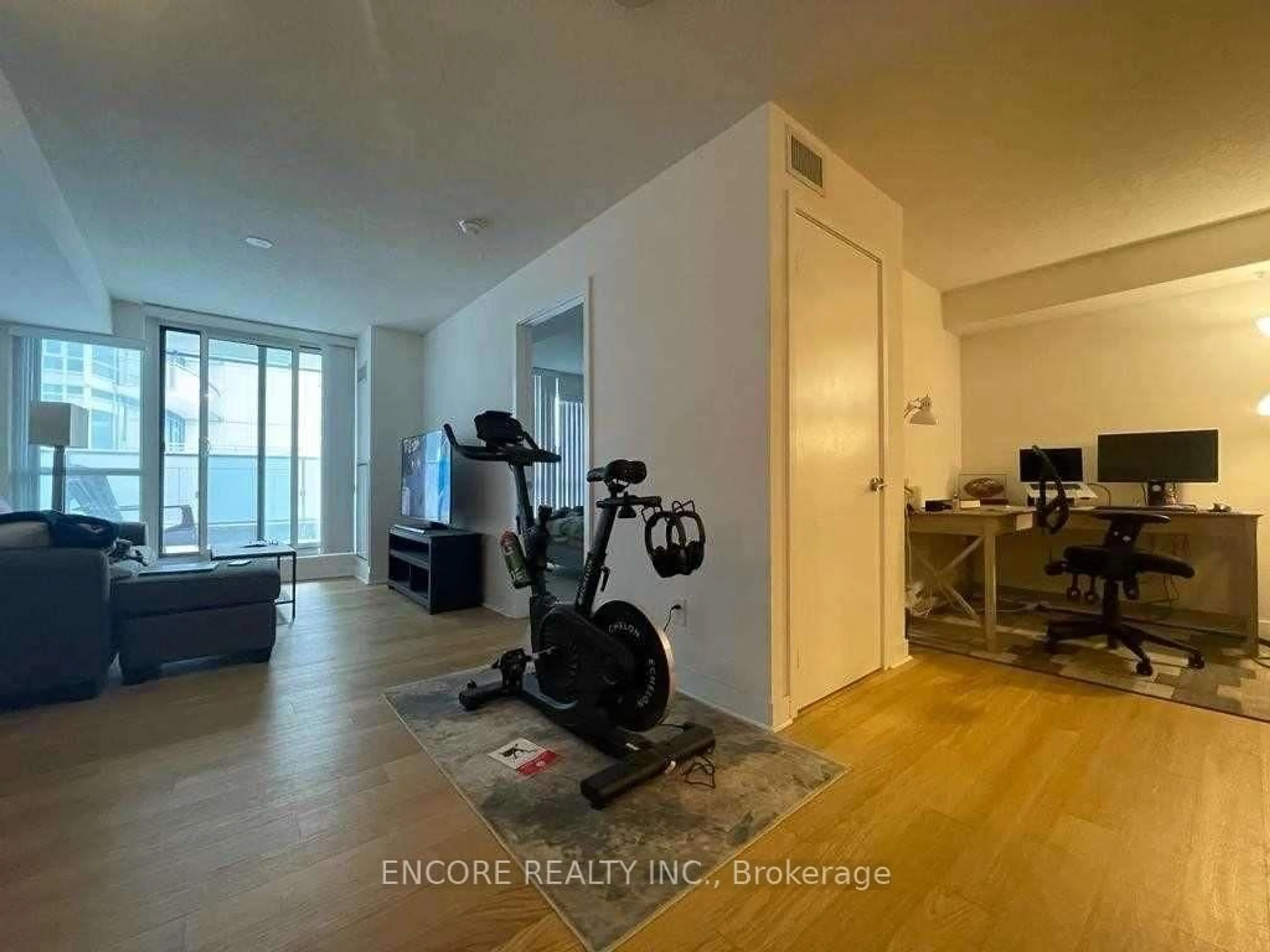Unknown for 295 Adelaide St St, Toronto Ontario M5V 0L4