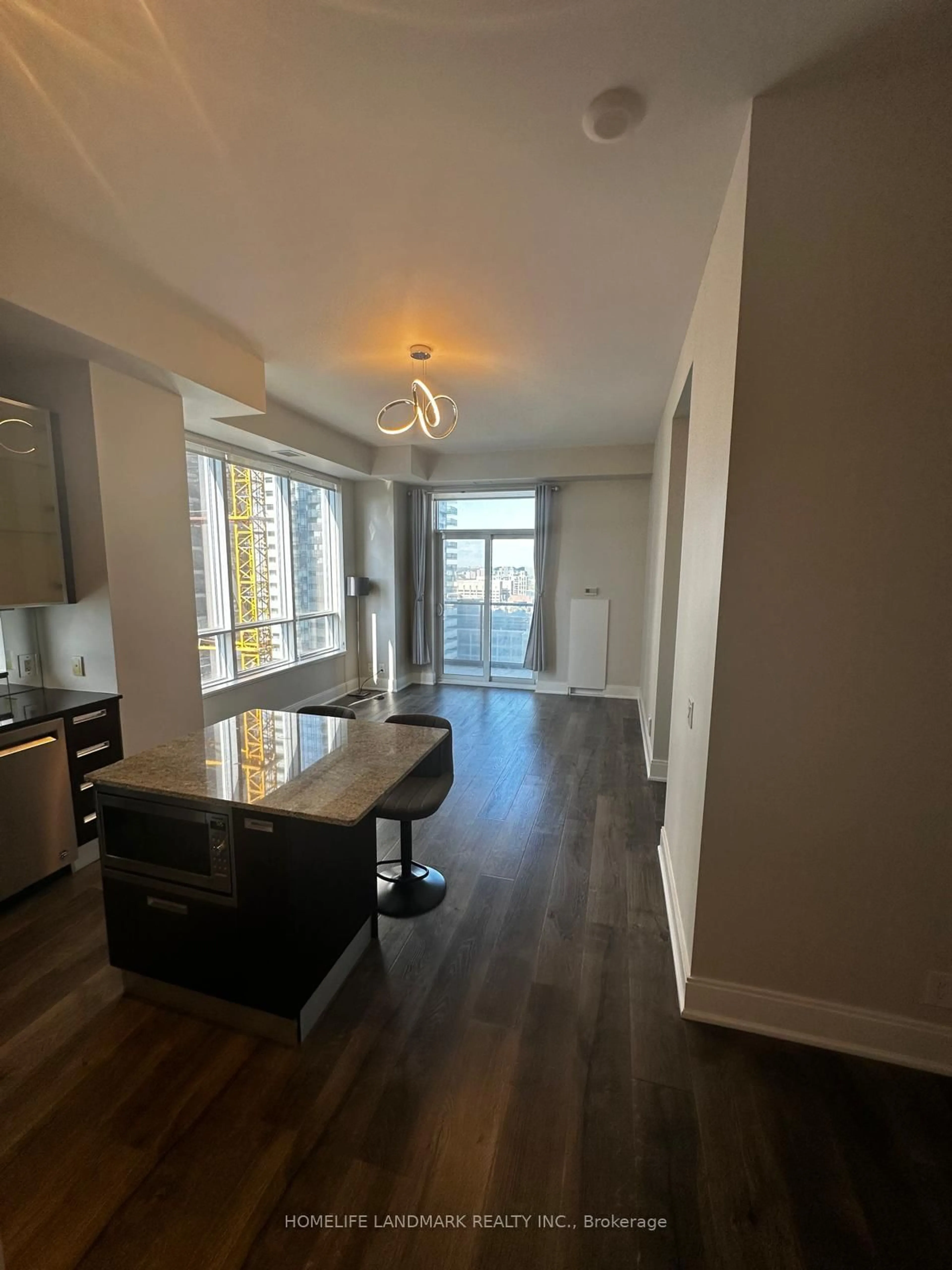 Unknown for 21 Balmuto St #2801, Toronto Ontario M4Y 1W4