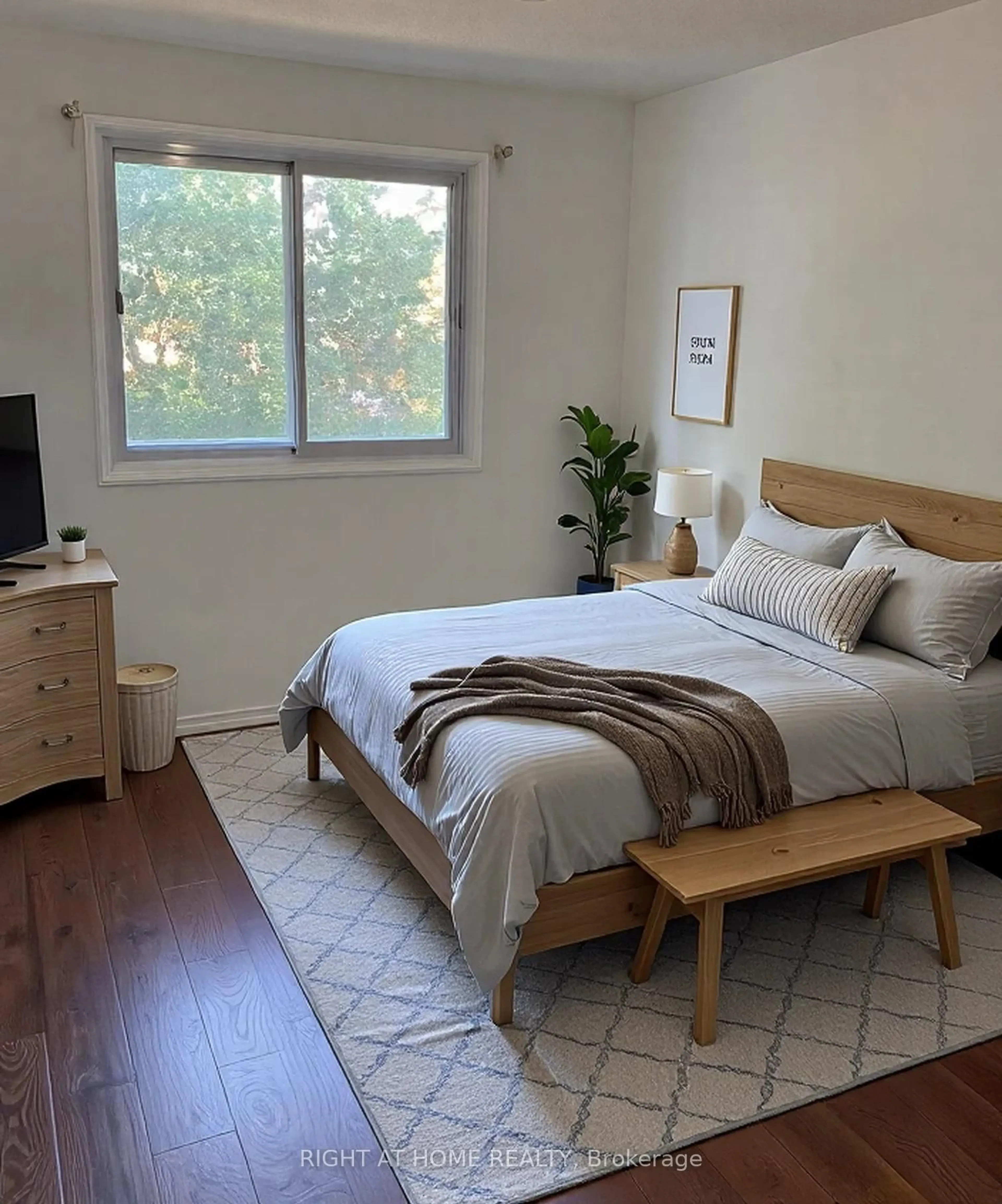 A pic of a room for 104 Farm Greenway N/A, Toronto Ontario M3A 3M2