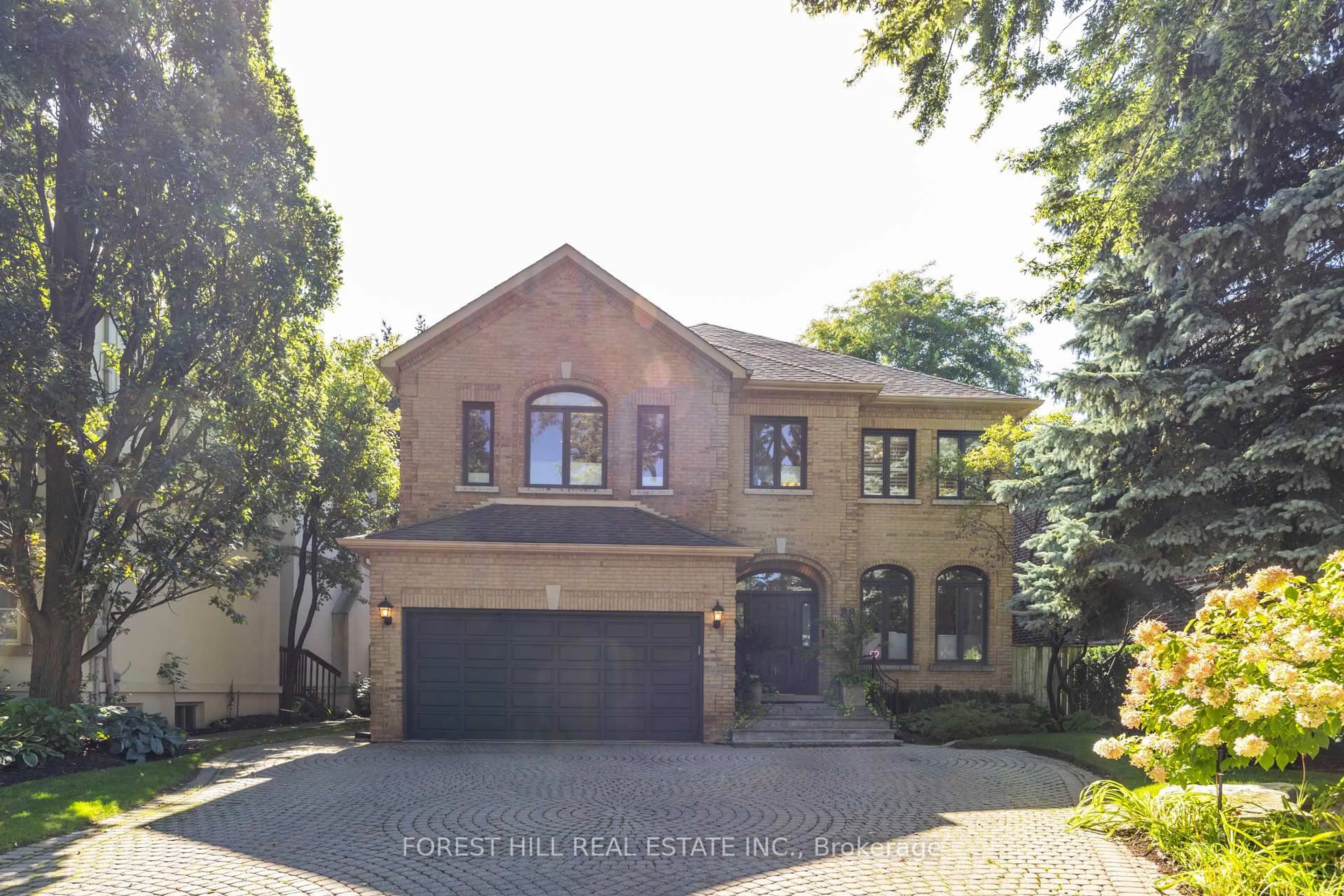 Home with brick exterior material, street for 88 Yonge Blvd, Toronto Ontario M5M 3G9