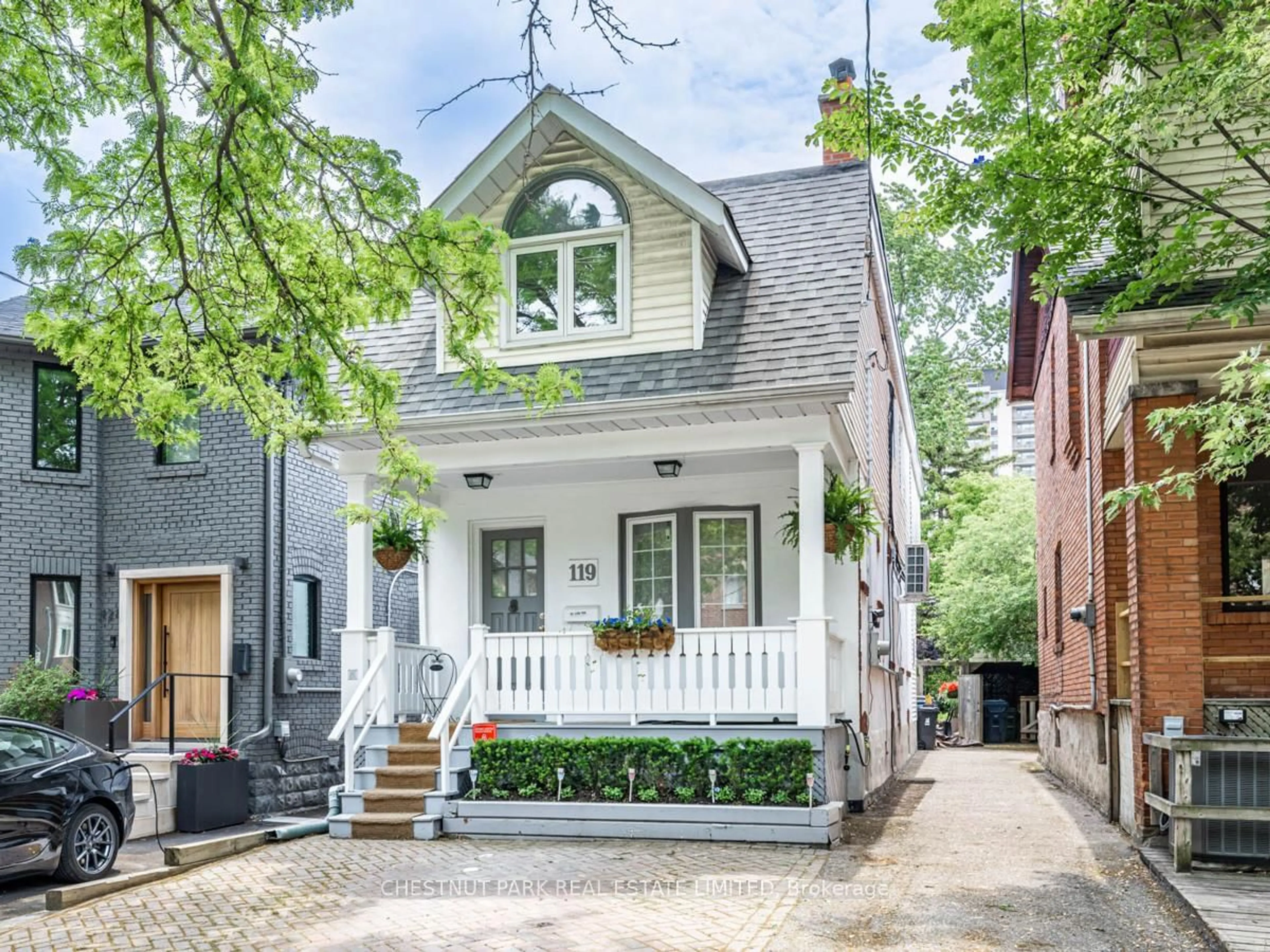Home with brick exterior material, street for 119 Sherwood Ave, Toronto Ontario M4P 2A6