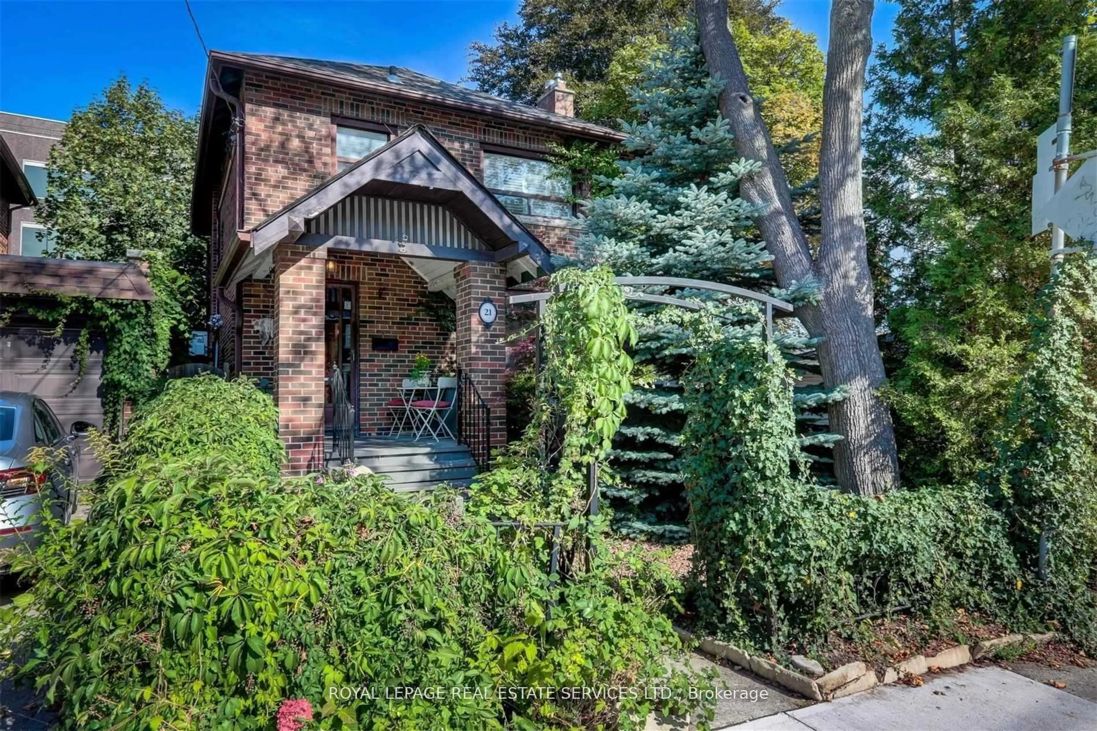 Home with brick exterior material, street for 21 Lorindale Ave, Toronto Ontario M5M 3C3