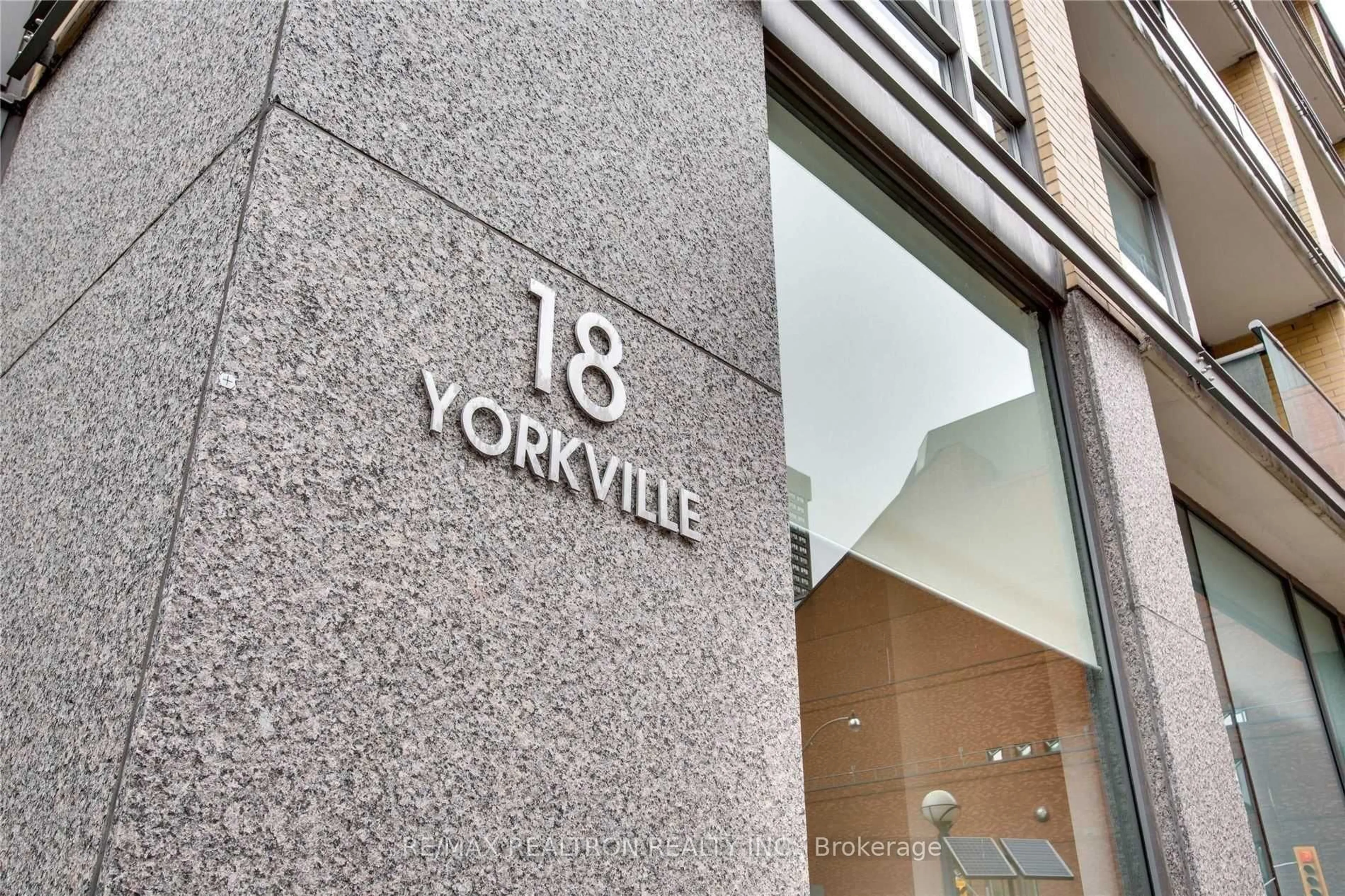 Lobby for 18 Yorkville Ave #1404, Toronto Ontario M4W 0B1