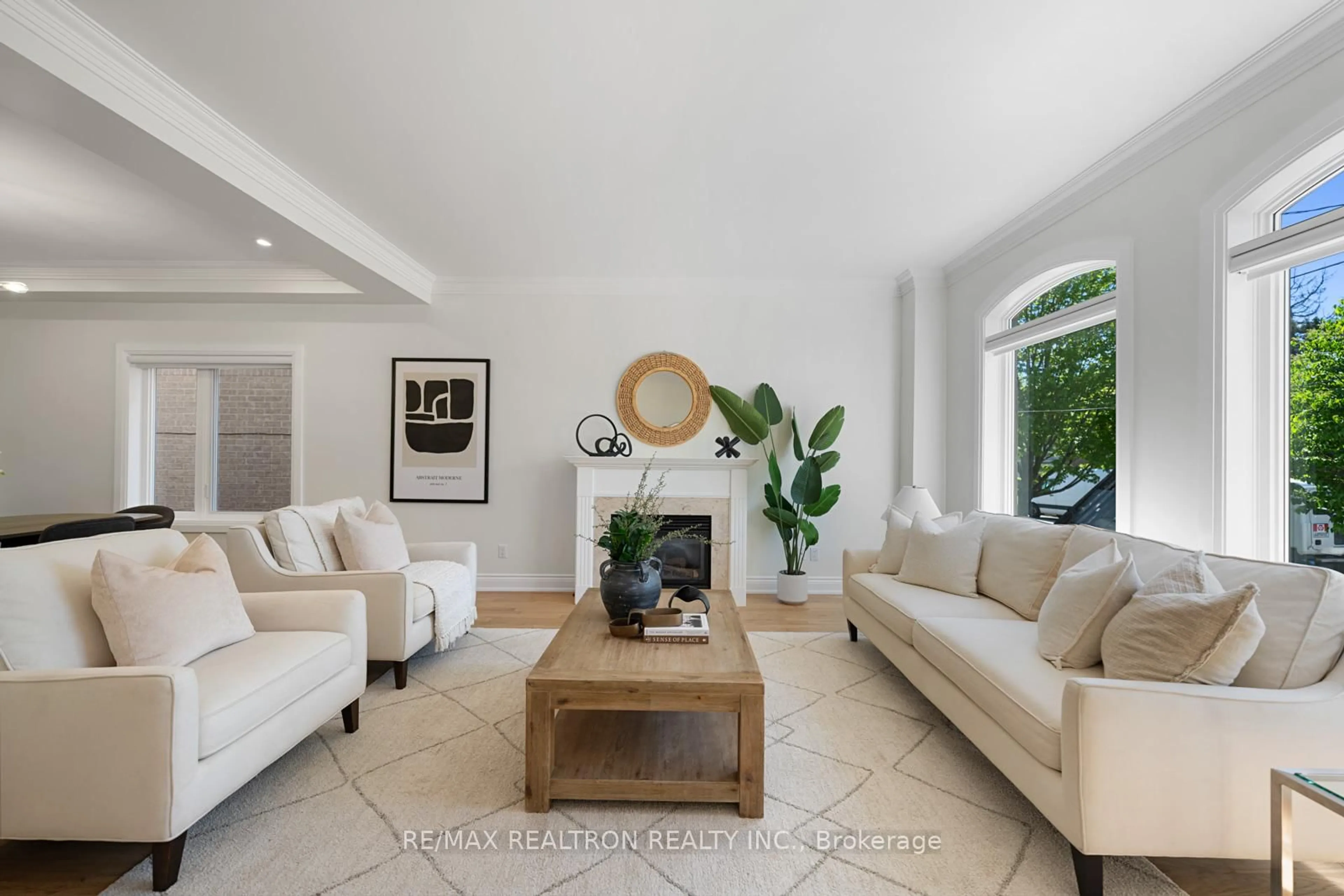 Living room with furniture, unknown for 24 Model Ave, Toronto Ontario M3H 1W1