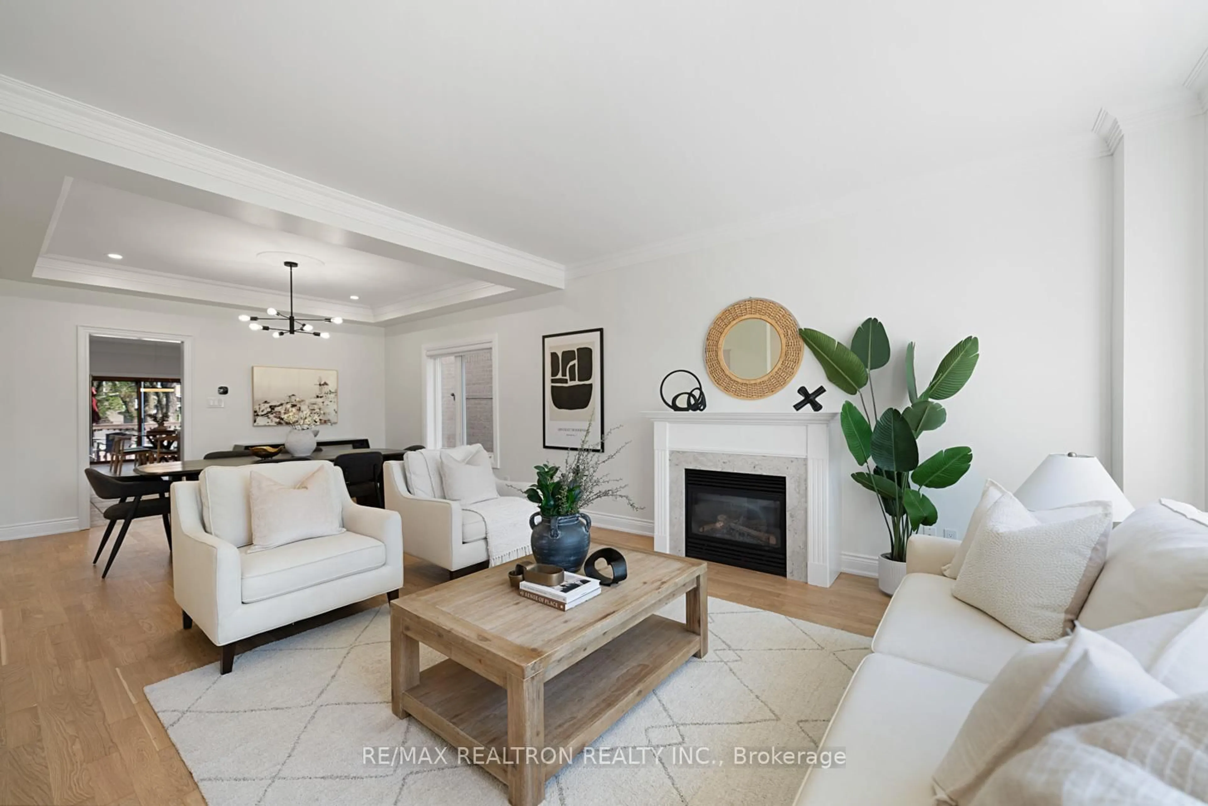 Living room with furniture, ceramic/tile floor for 24 Model Ave, Toronto Ontario M3H 1W1