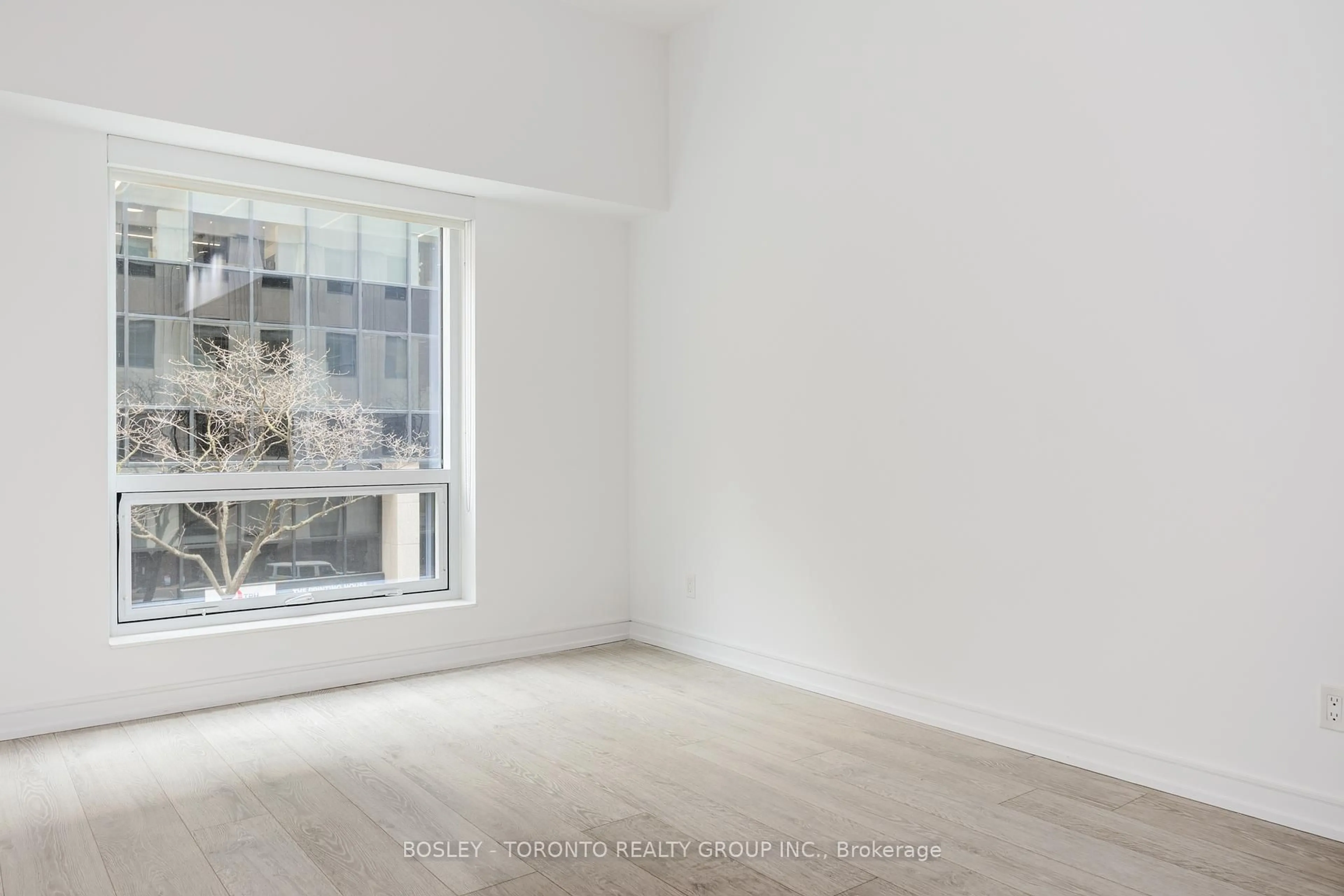 A pic of a room for 88 Scott St #208, Toronto Ontario M5E 0A9