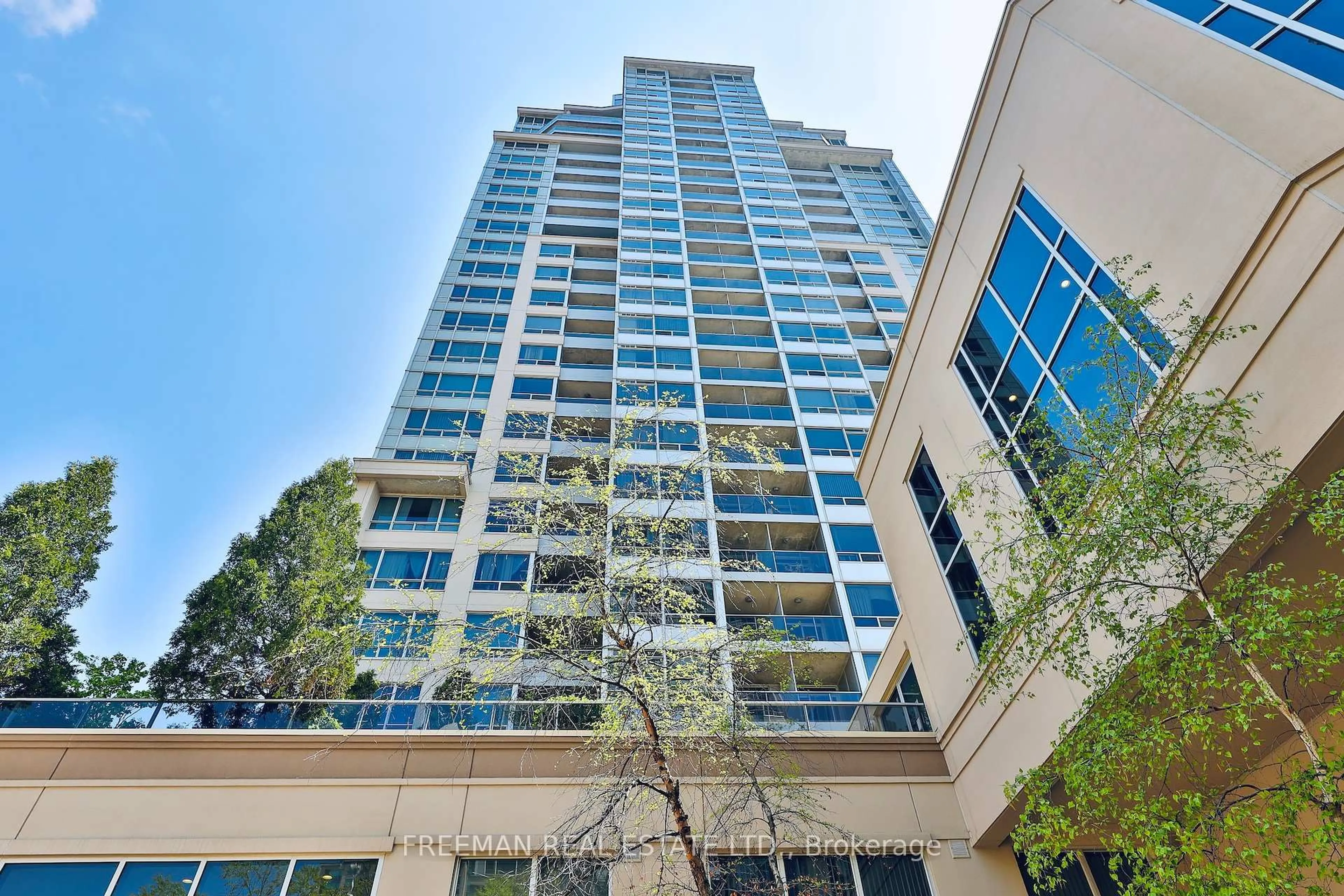 Indoor foyer for 3 Rean Dr #307, Toronto Ontario M2K 3C2