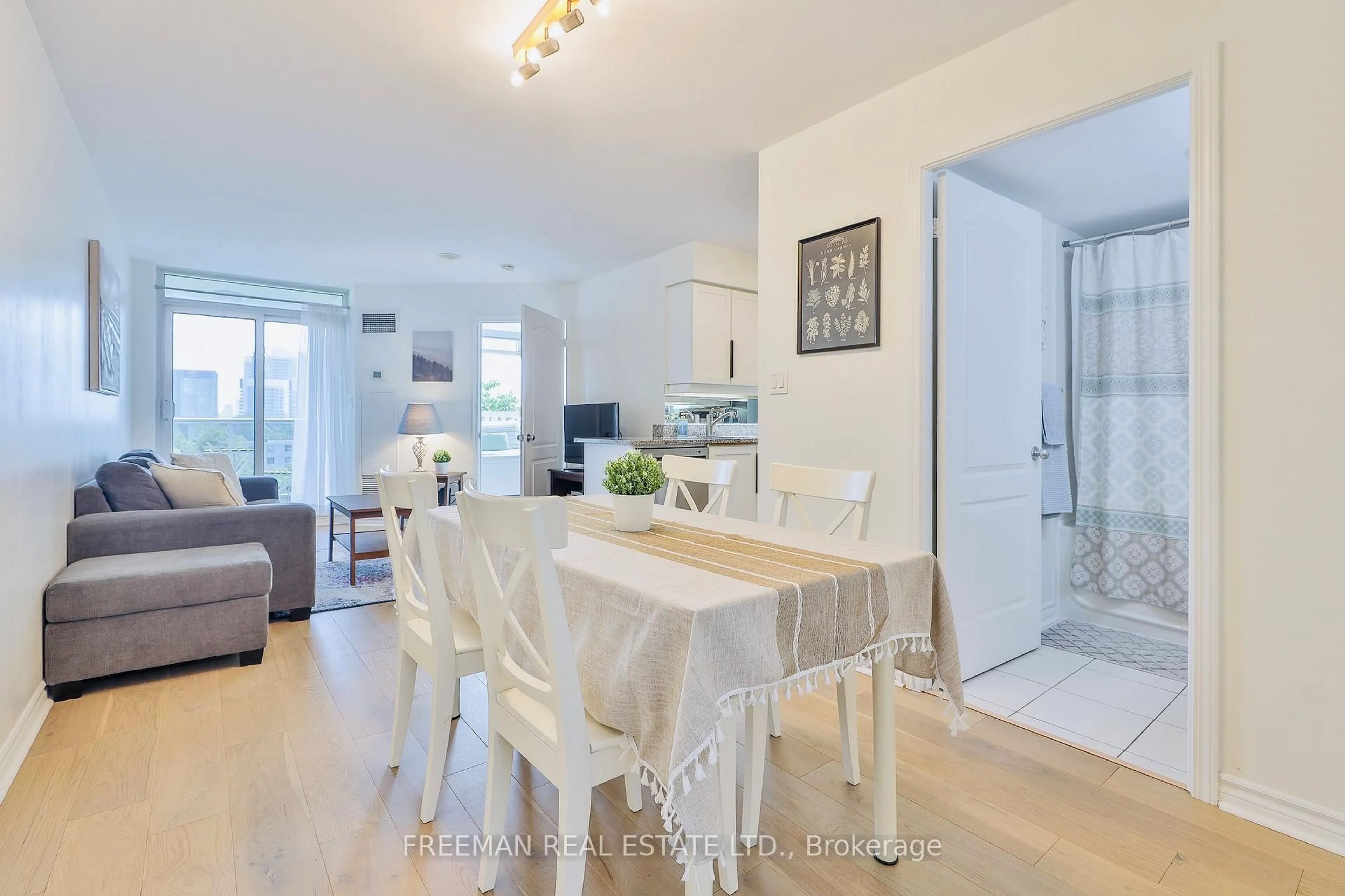 Dining room, unknown for 3 Rean Dr #307, Toronto Ontario M2K 3C2