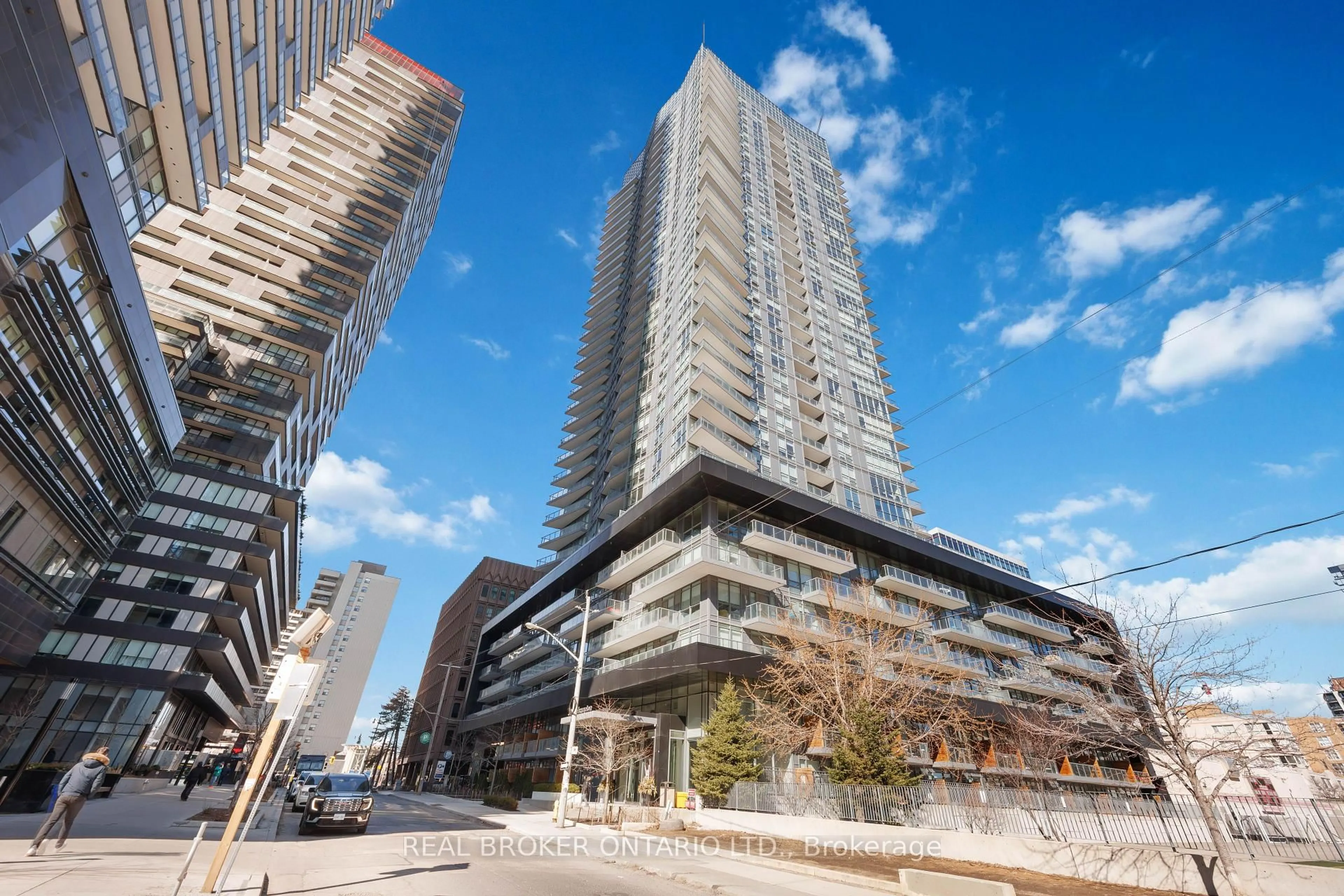 Unknown for 30 Roehampton Ave #406, Toronto Ontario M4P 0B9