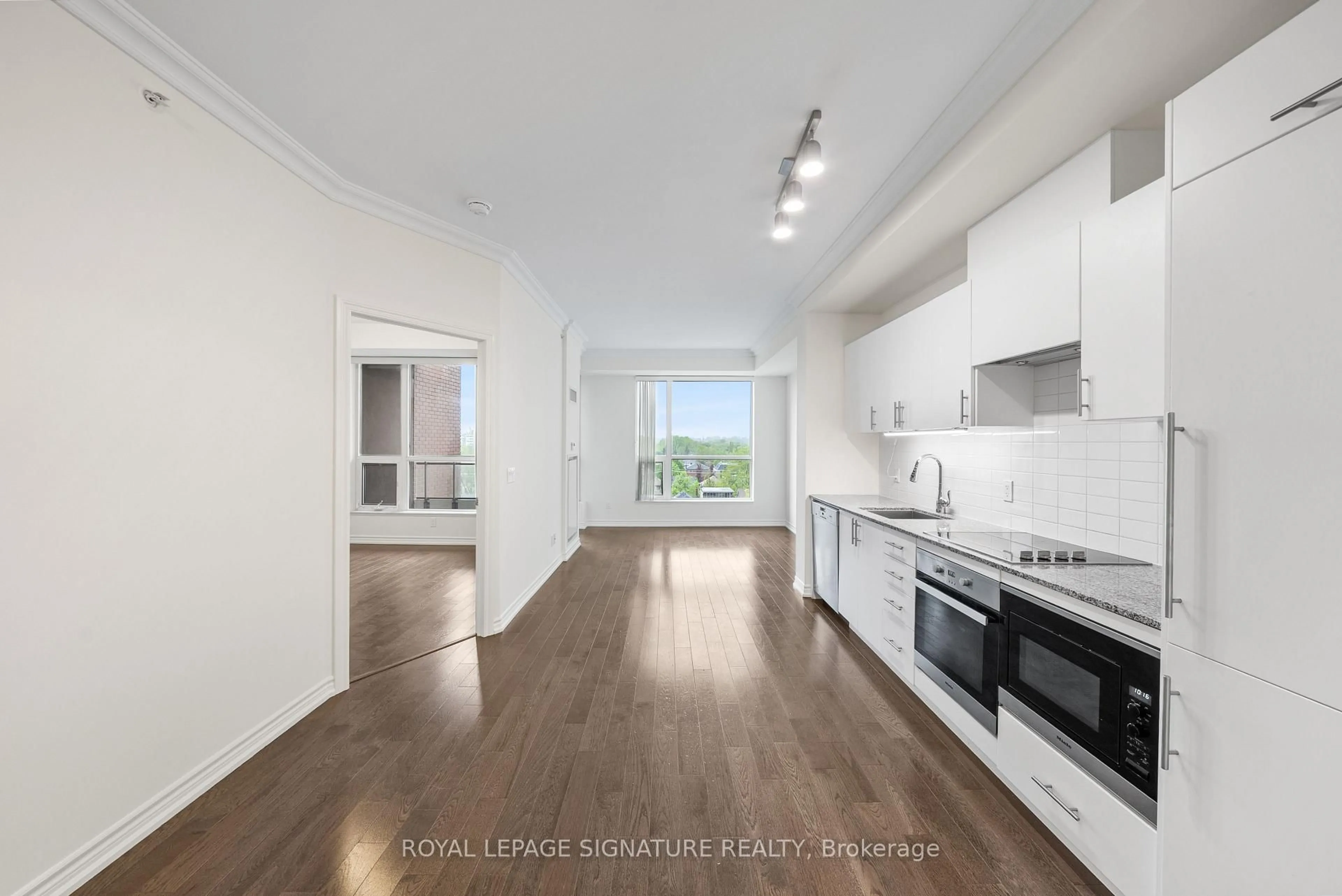 Unknown for 23 Glebe Rd #603, Toronto Ontario M5P 0A1