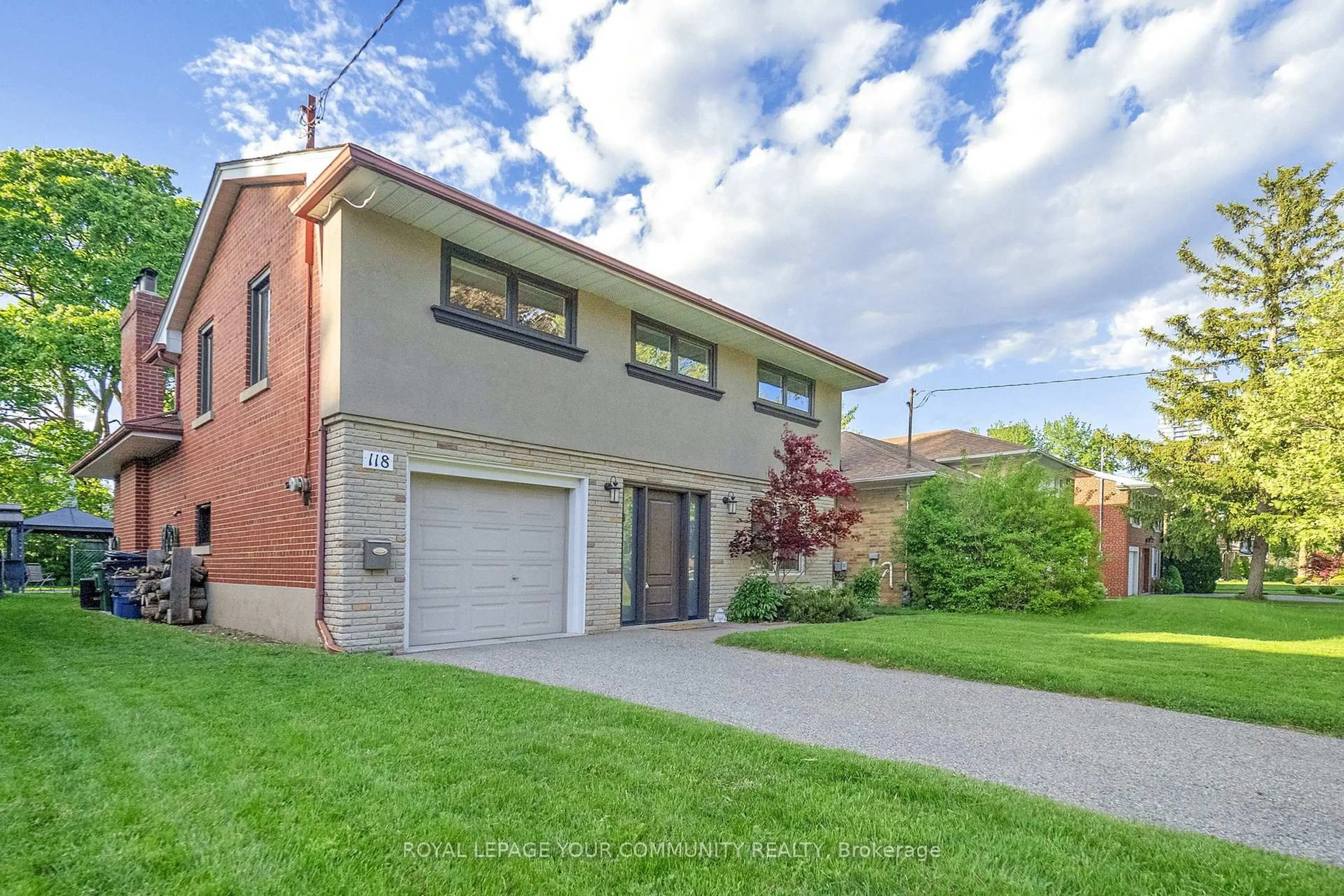 Home with brick exterior material, street for 118 Betty Ann Dr, Toronto Ontario M2N 1X4