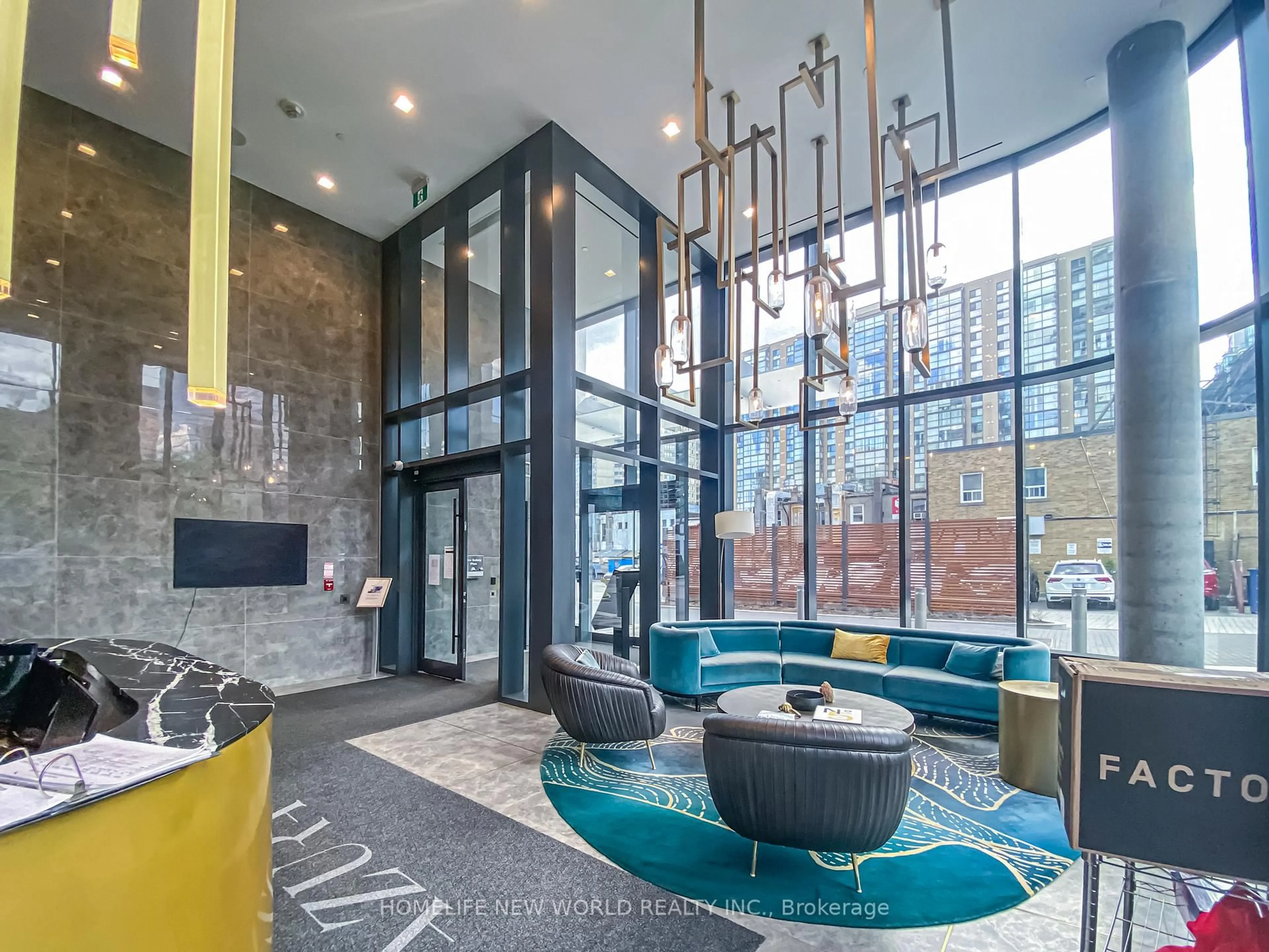 Indoor foyer for 15 Holmes Ave #2712, Toronto Ontario M2N 0L4