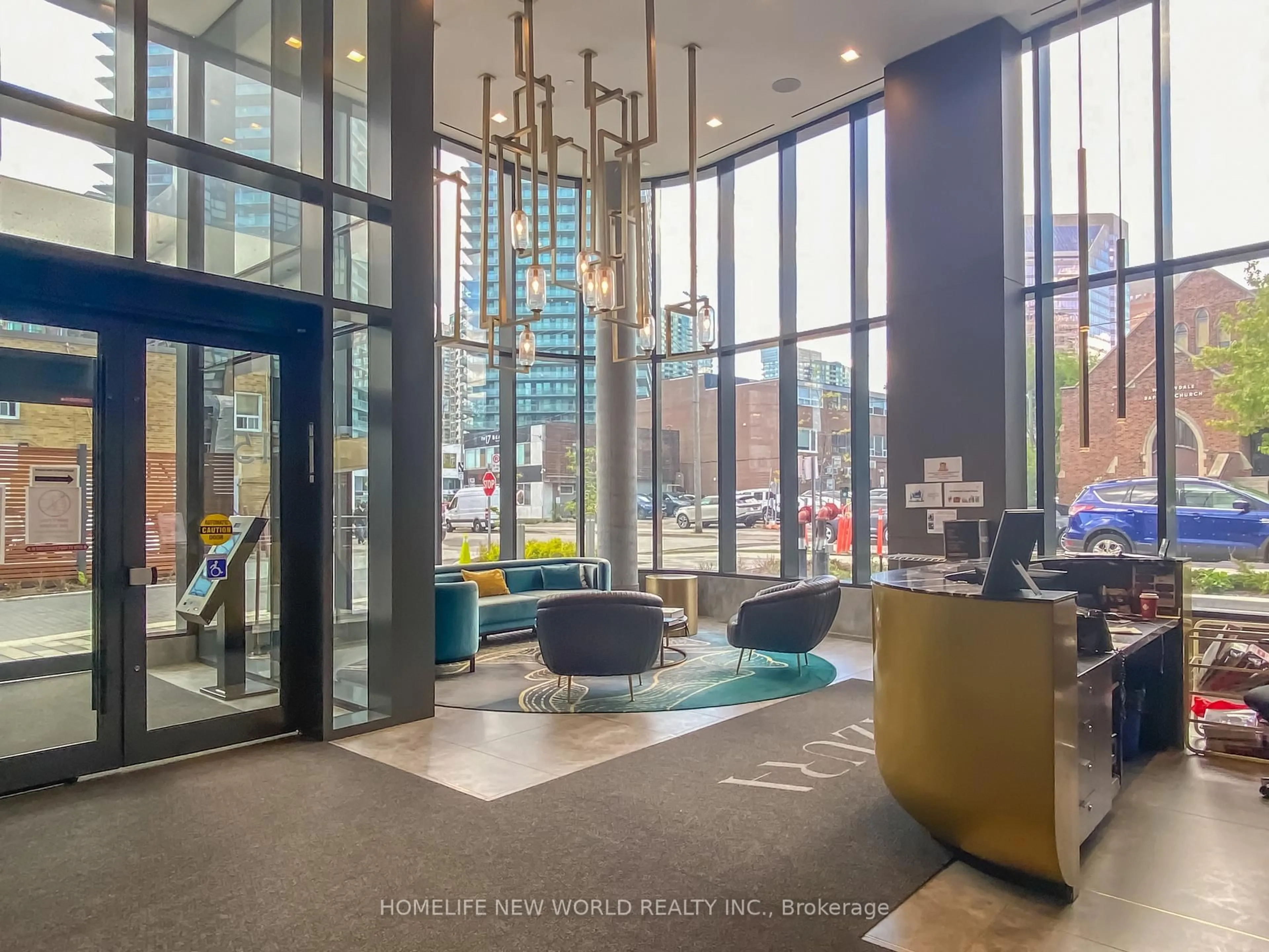 Indoor foyer for 15 Holmes Ave #2712, Toronto Ontario M2N 0L4