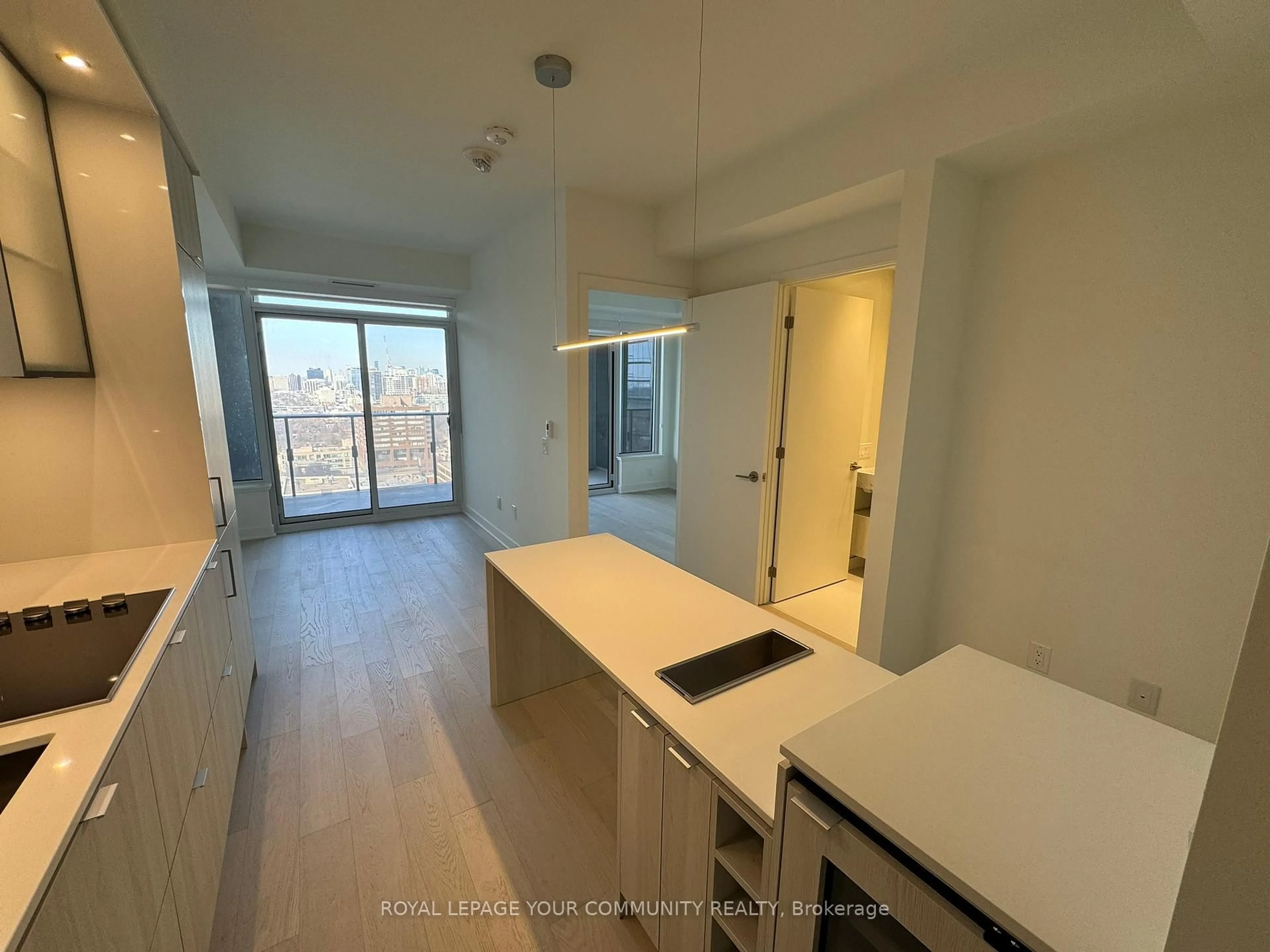 Unknown for 11 Yorkville Ave #2204, Toronto Ontario M4W 0B7