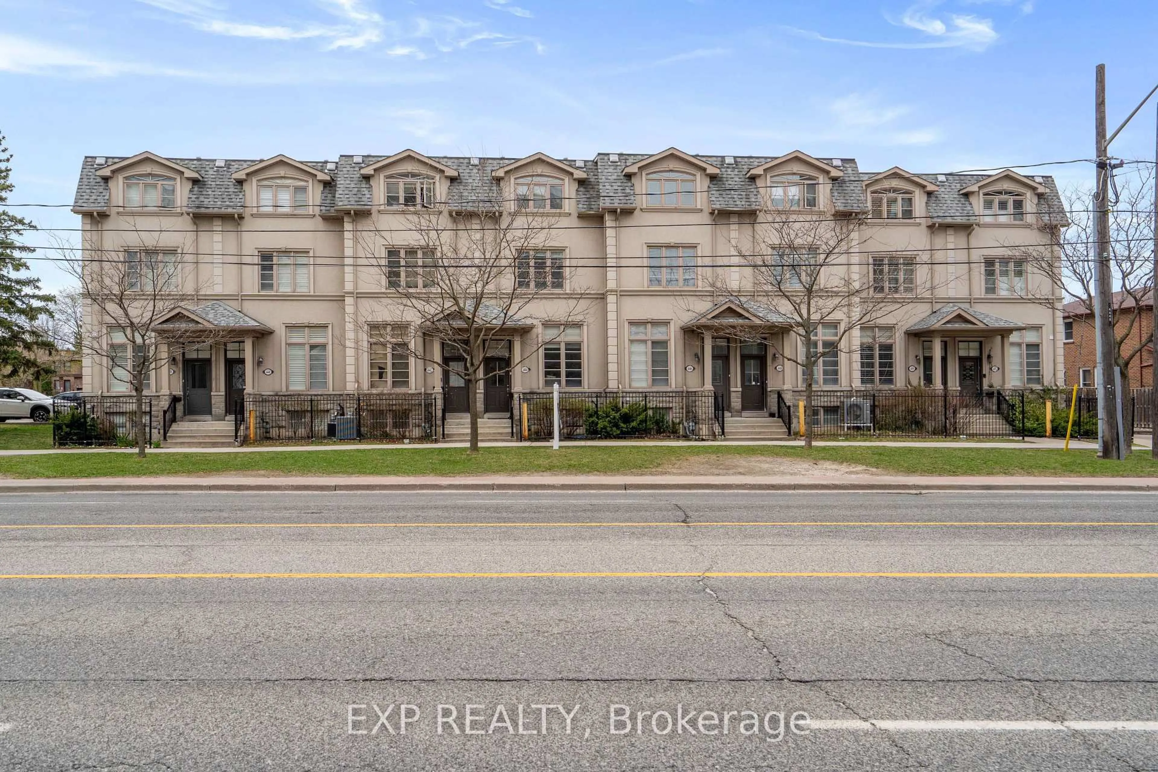 A pic from outside/outdoor area/front of a property/back of a property/a pic from drone, street for 4444 Bathurst St, Toronto Ontario M3H 3S2