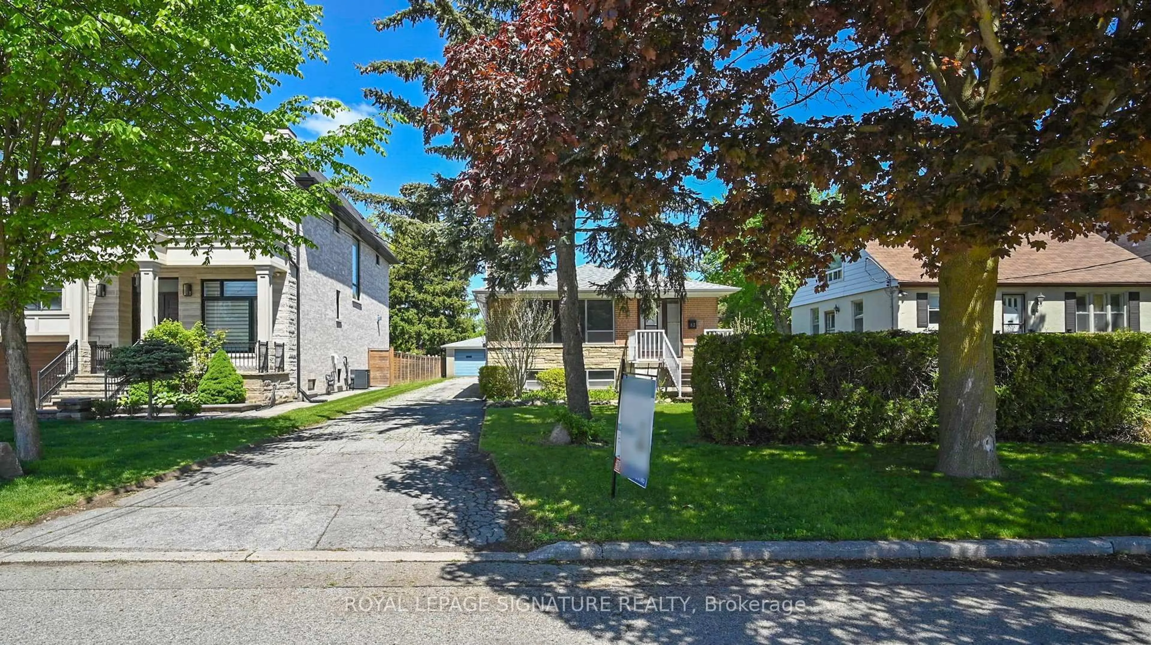 Unknown for 82 Northwood Dr, Toronto Ontario M2M 2K1