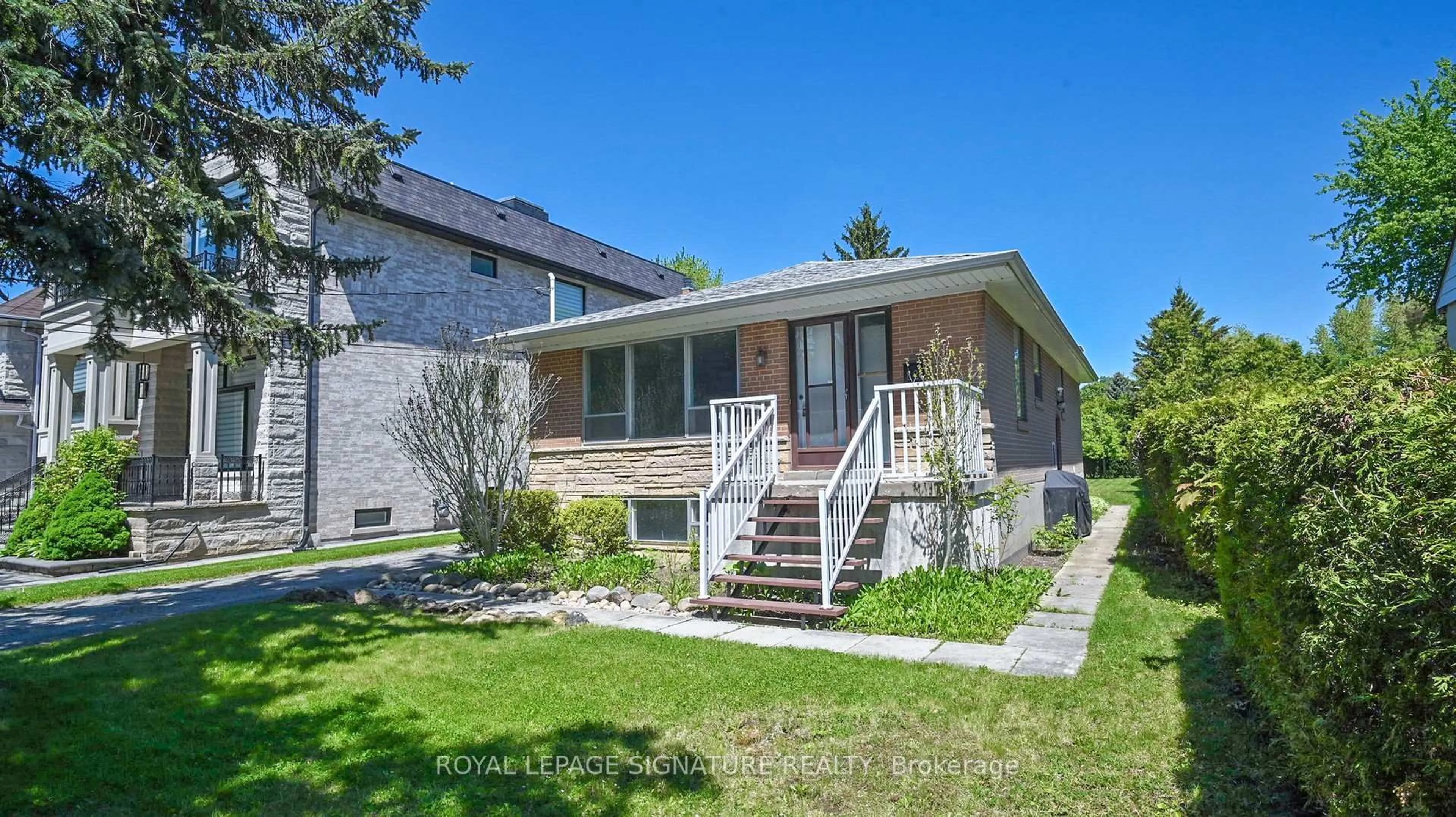 Unknown for 82 Northwood Dr, Toronto Ontario M2M 2K1