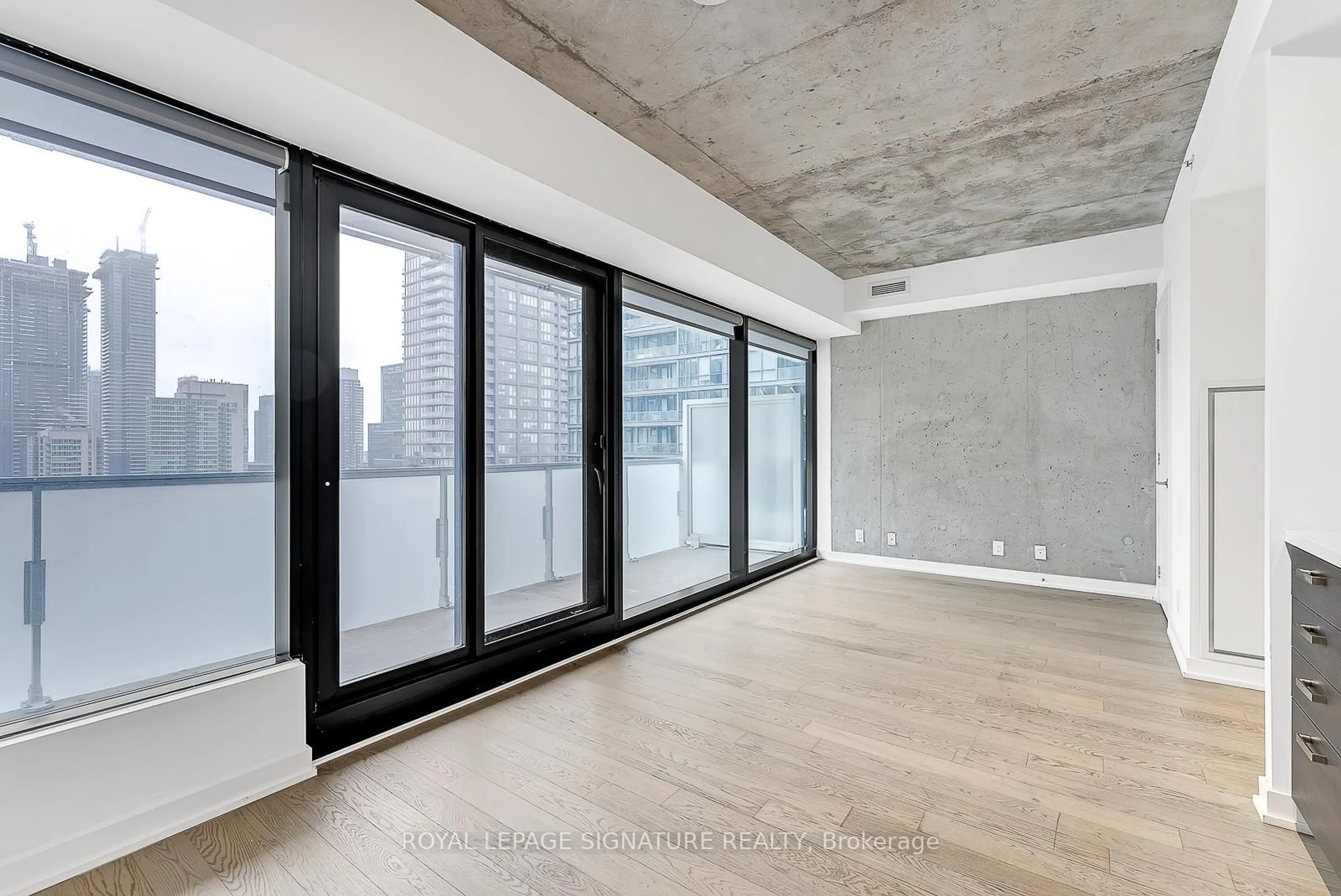 A pic of a room for 11 Charlotte St #2201, Toronto Ontario M5V 0M6