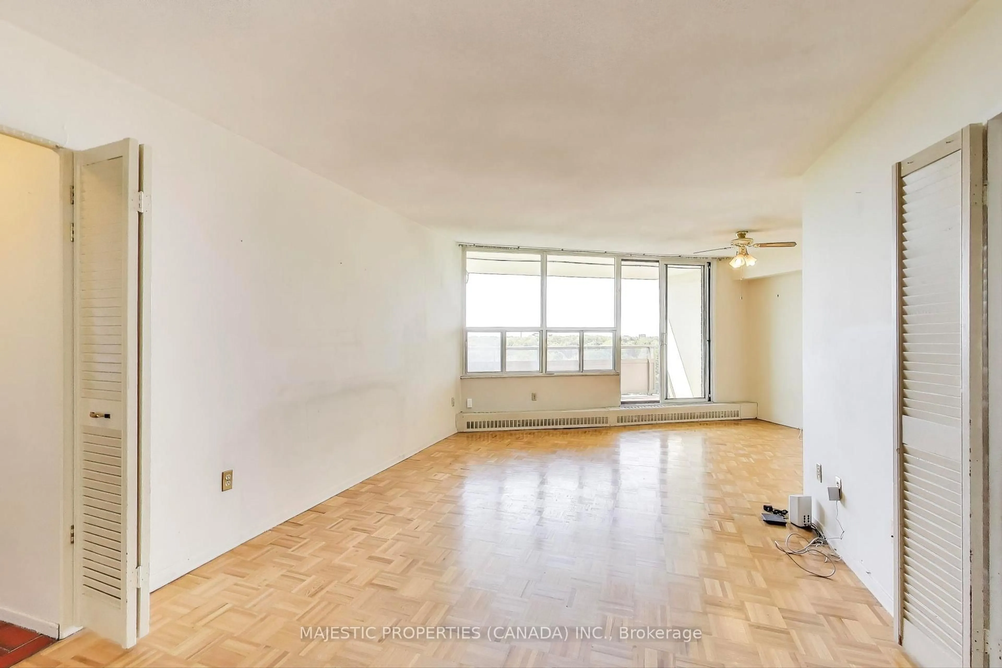 A pic of a room for 15 Vicora Link Way #1216, Toronto Ontario M3C 1A8