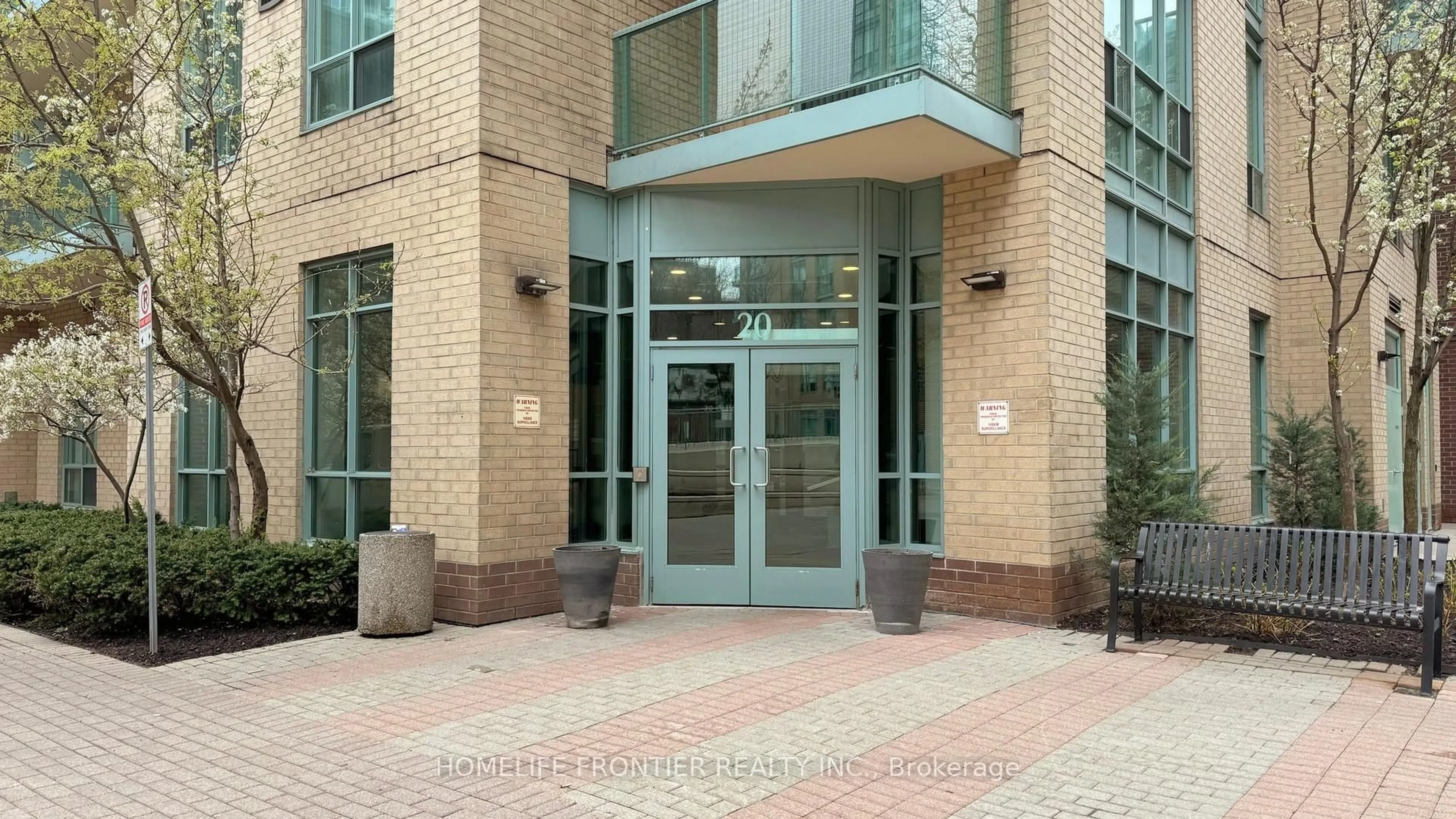 Indoor foyer for 20 Olive Ave #711, Toronto Ontario M2N 7G5