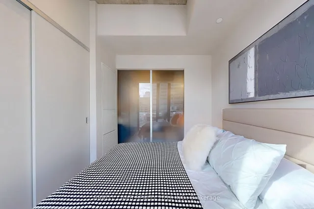 Additional property image - 195 McCaul St Unit 613