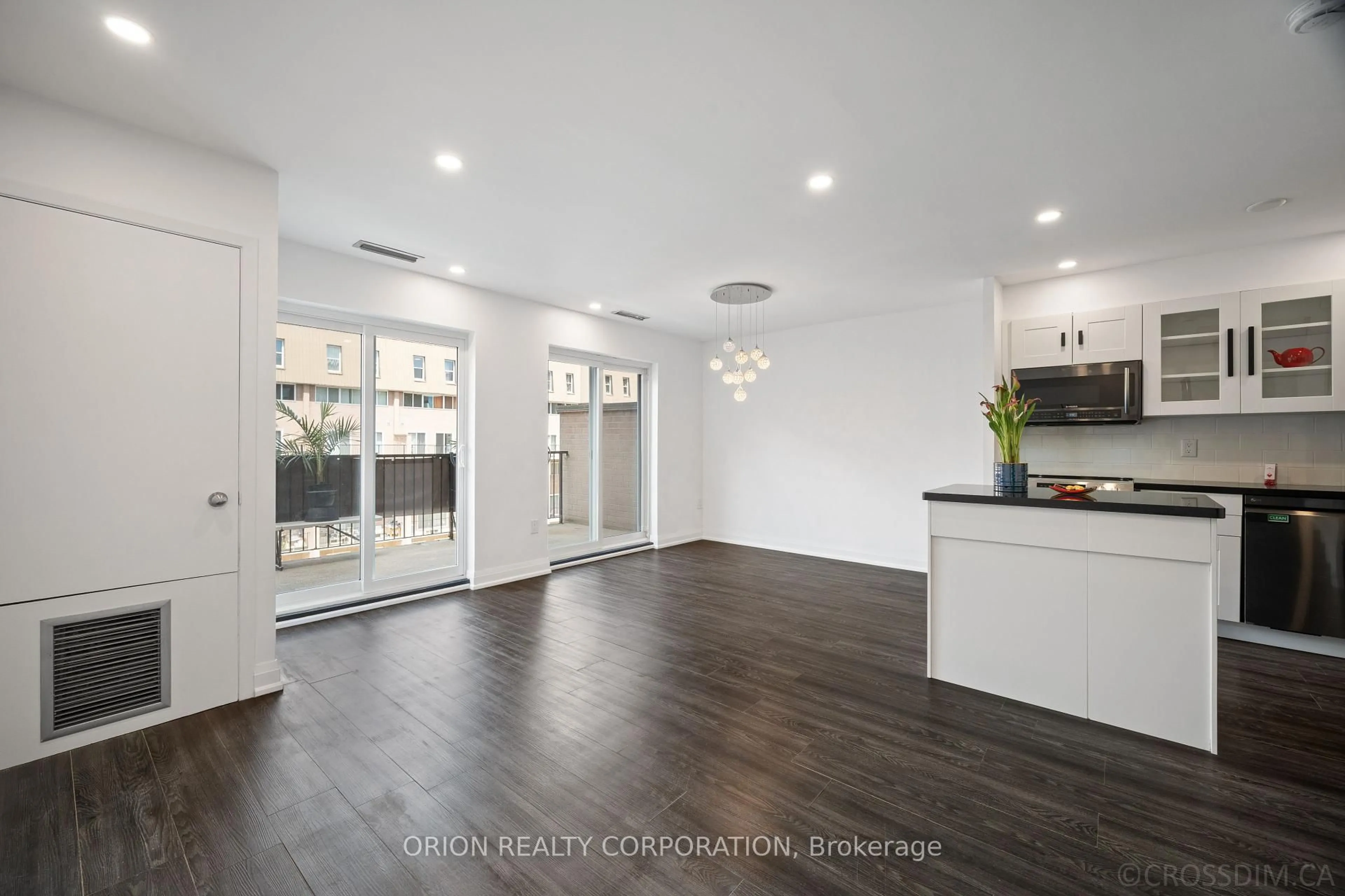 Open concept kitchen, unknown for 165 Cherokee Blvd #236, Toronto Ontario M2J 4T7