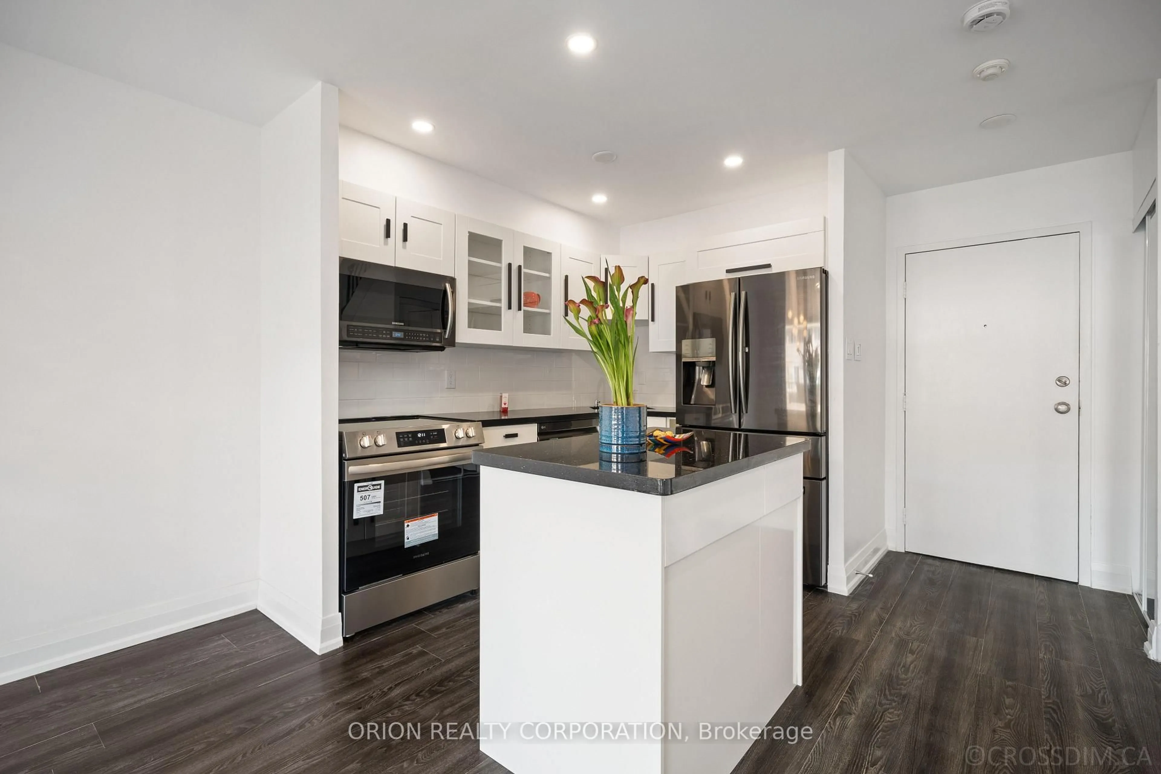Open concept kitchen, unknown for 165 Cherokee Blvd #236, Toronto Ontario M2J 4T7