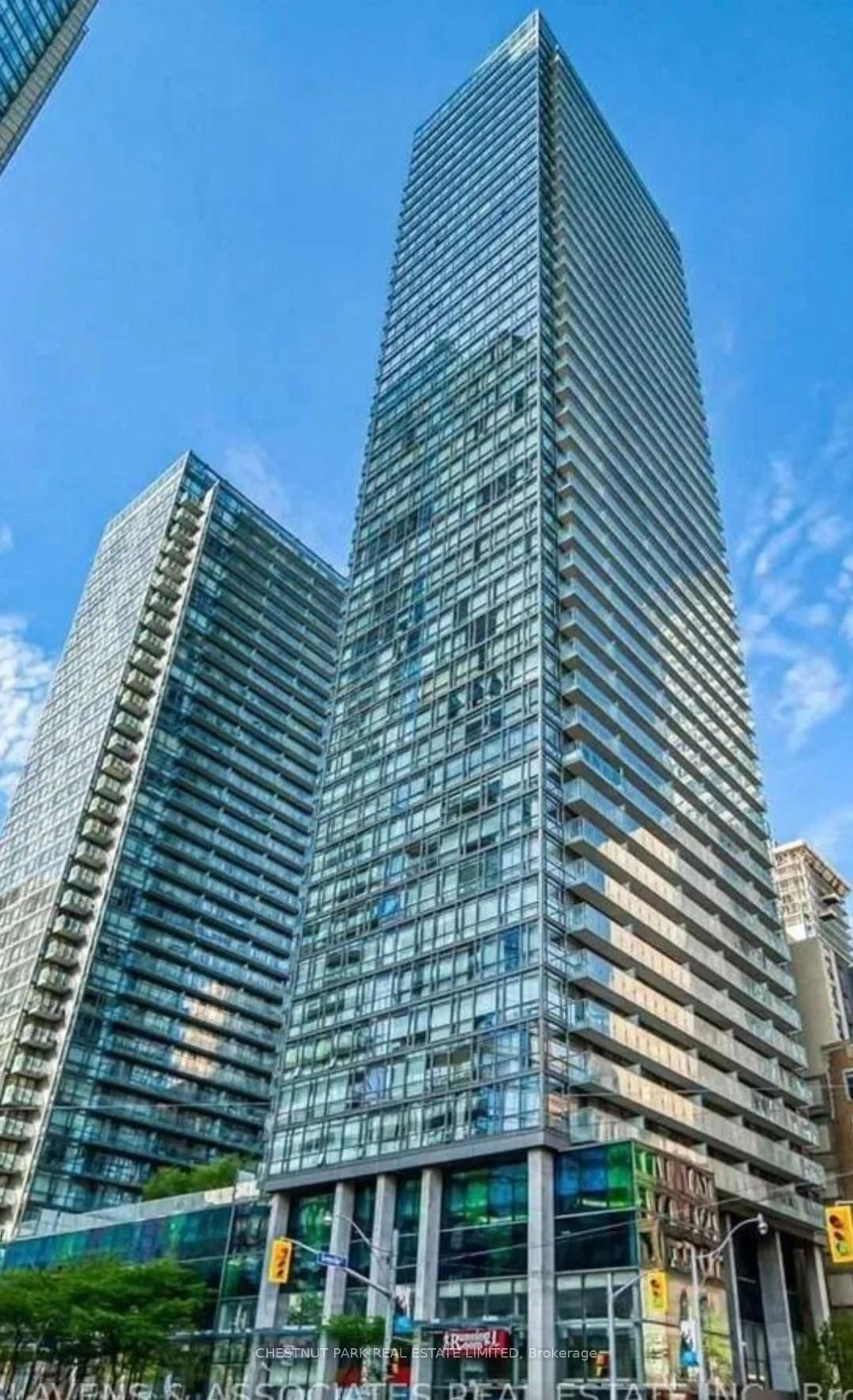 Unknown for 38 Grenville St #3704, Toronto Ontario M4Y 1A5