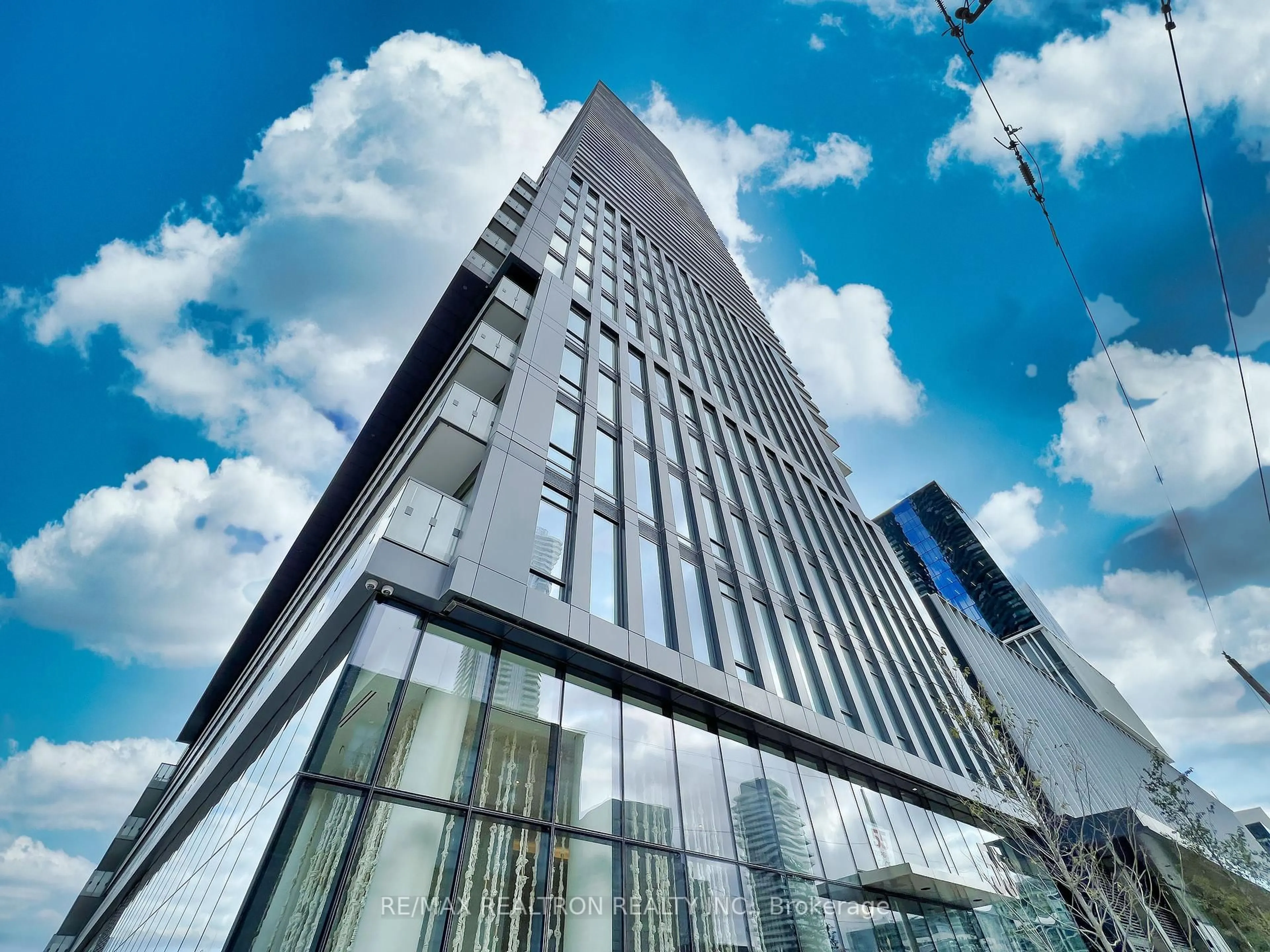 Indoor foyer for 55 Cooper St #6303, Toronto Ontario M5E 0G1