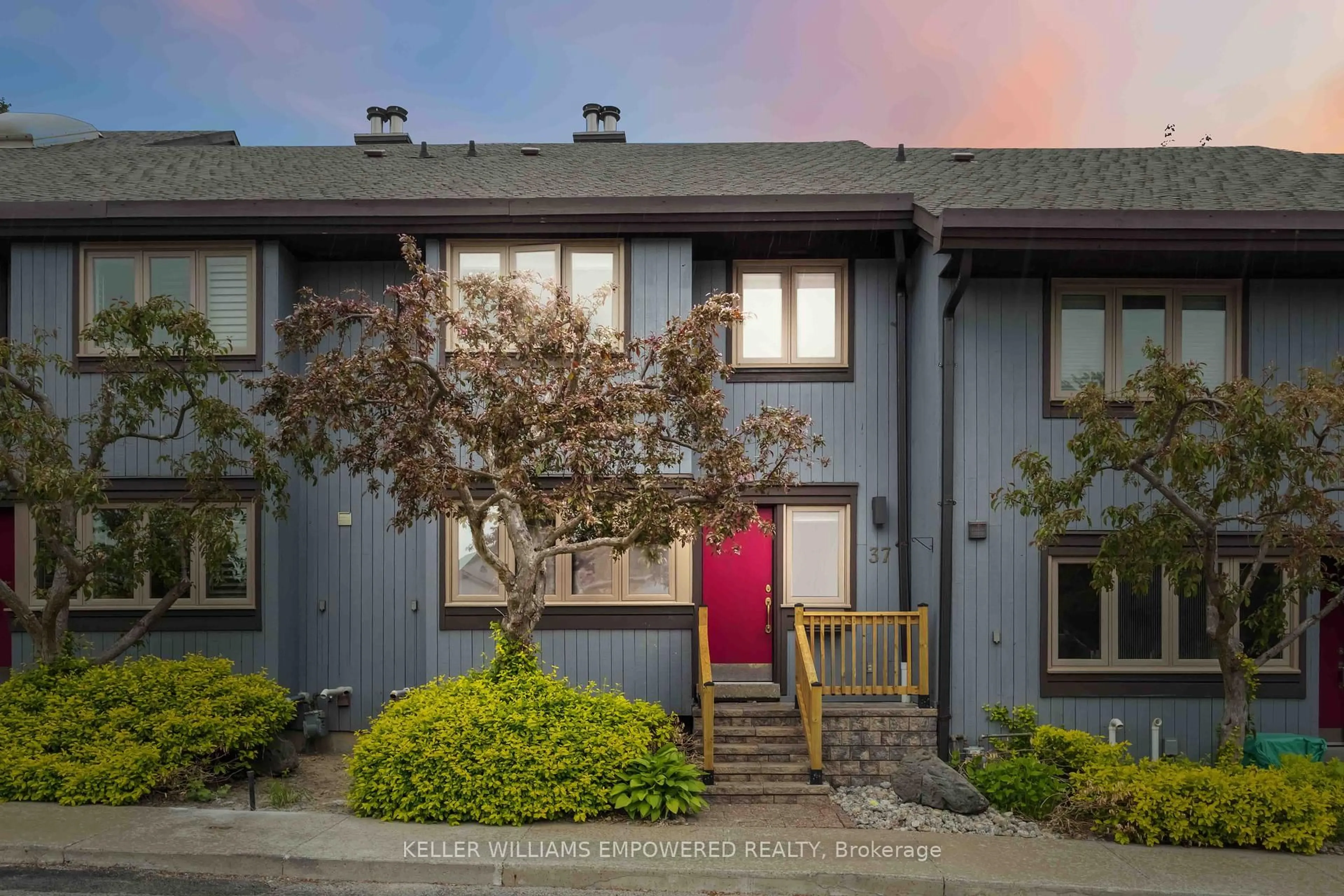 Unknown for 37 Rainbow Creekway N/A, Toronto Ontario M2K 2T9