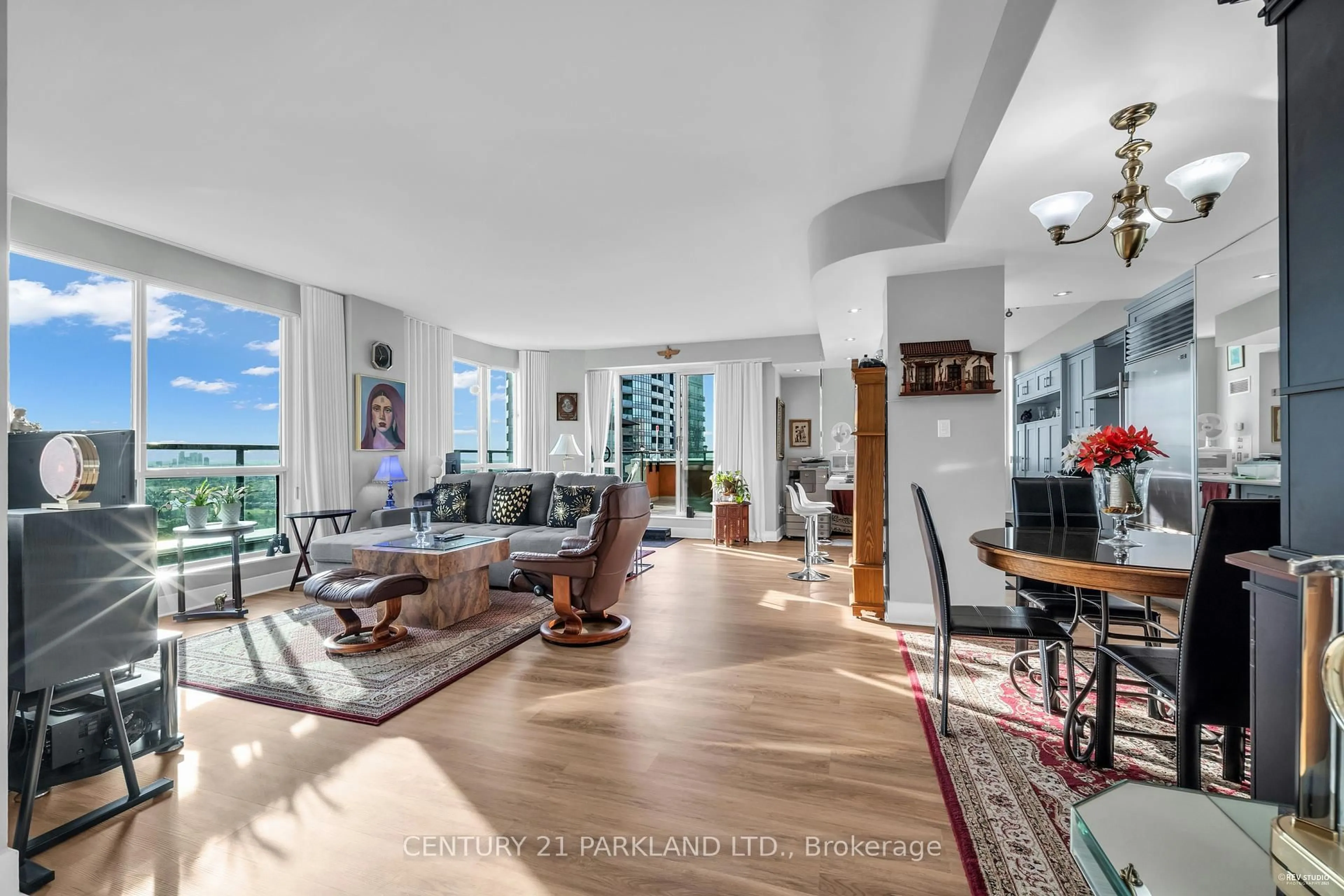 Living room with furniture, unknown for 7 Lorraine Dr #LRG 7, Toronto Ontario M2N 7H3