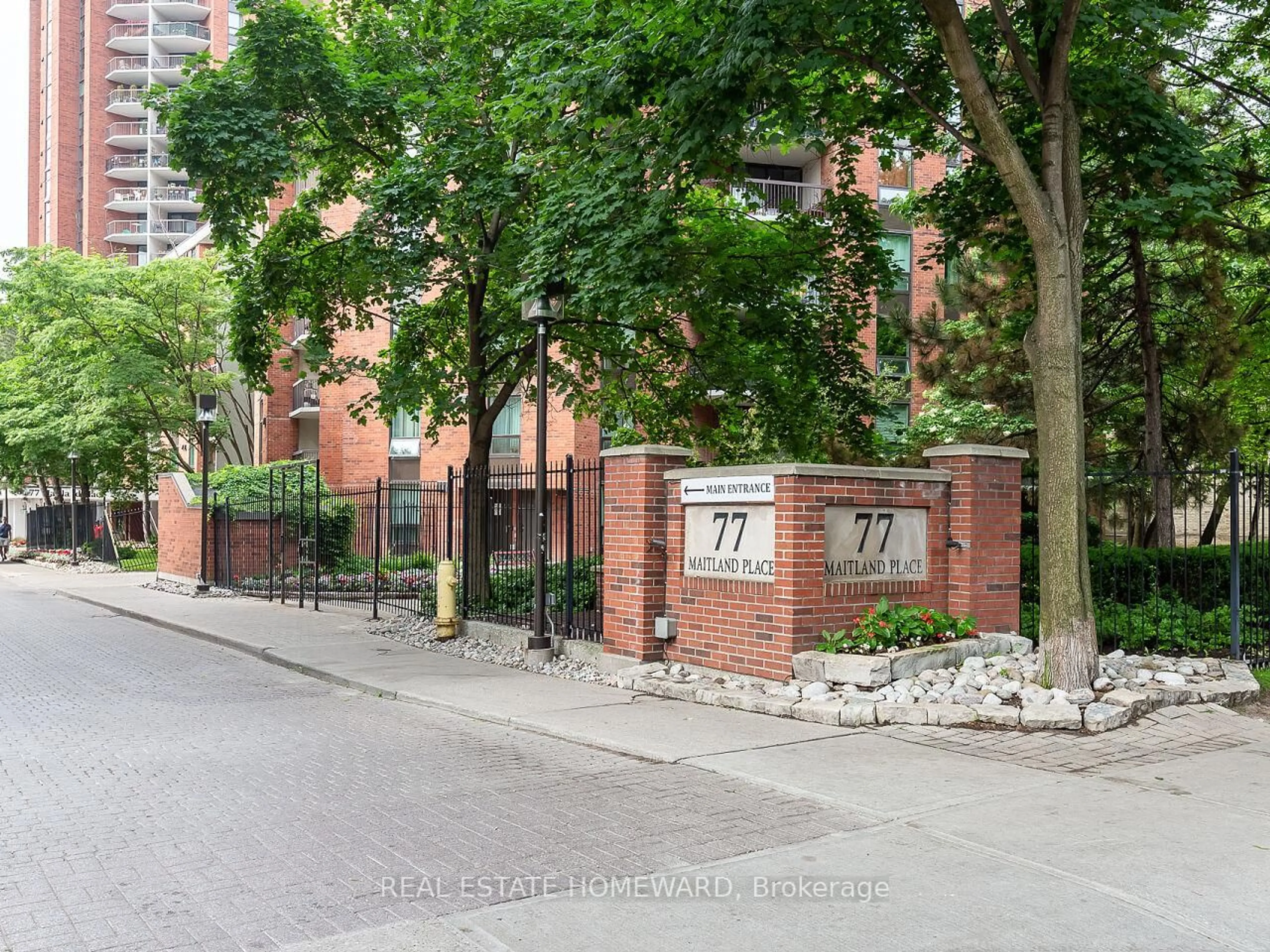 Unknown for 77 Maitland Pl #420, Toronto Ontario M4Y 2V6