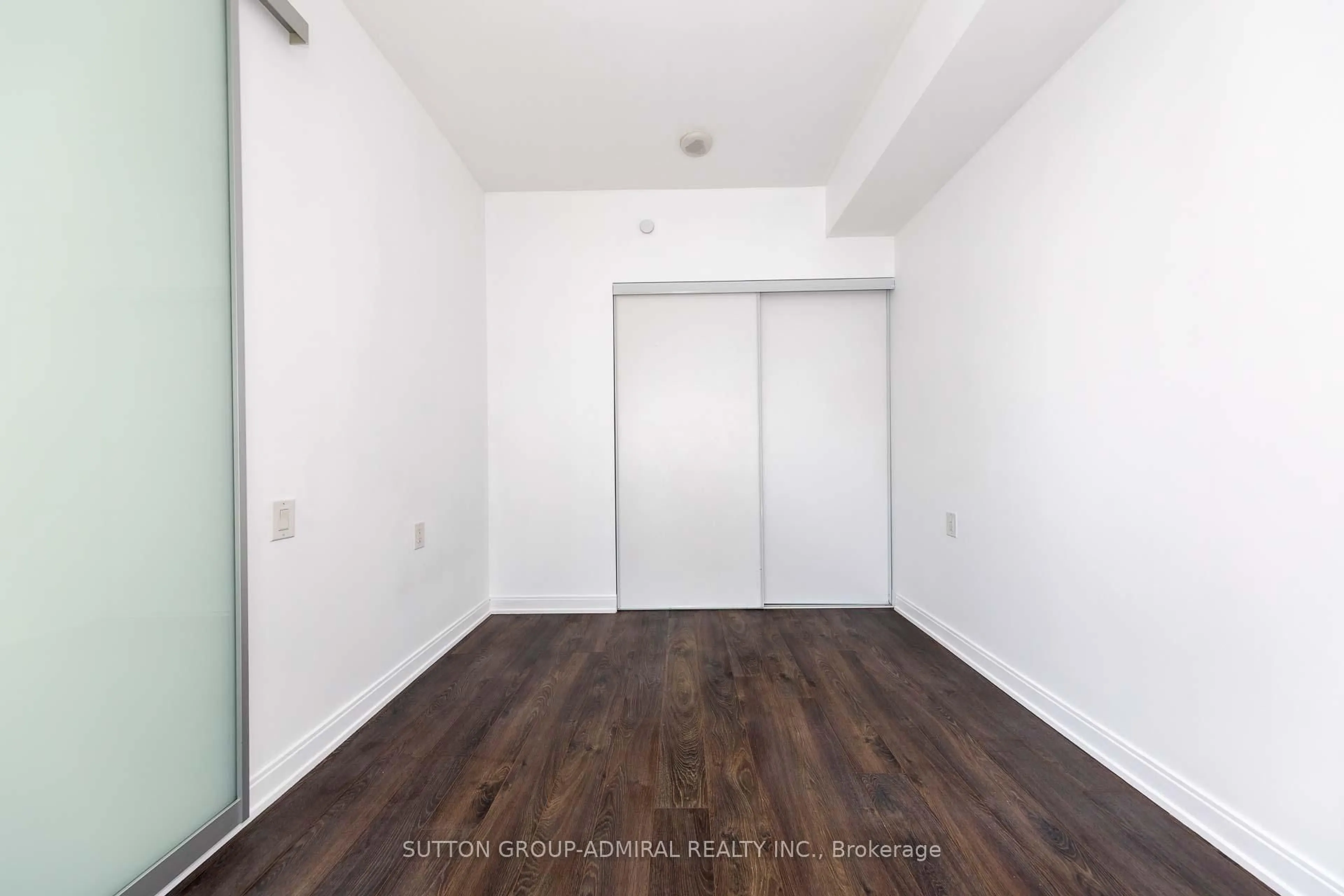 A pic of a room for 42 CHARLES St #4403, Toronto Ontario M4Y 1T1