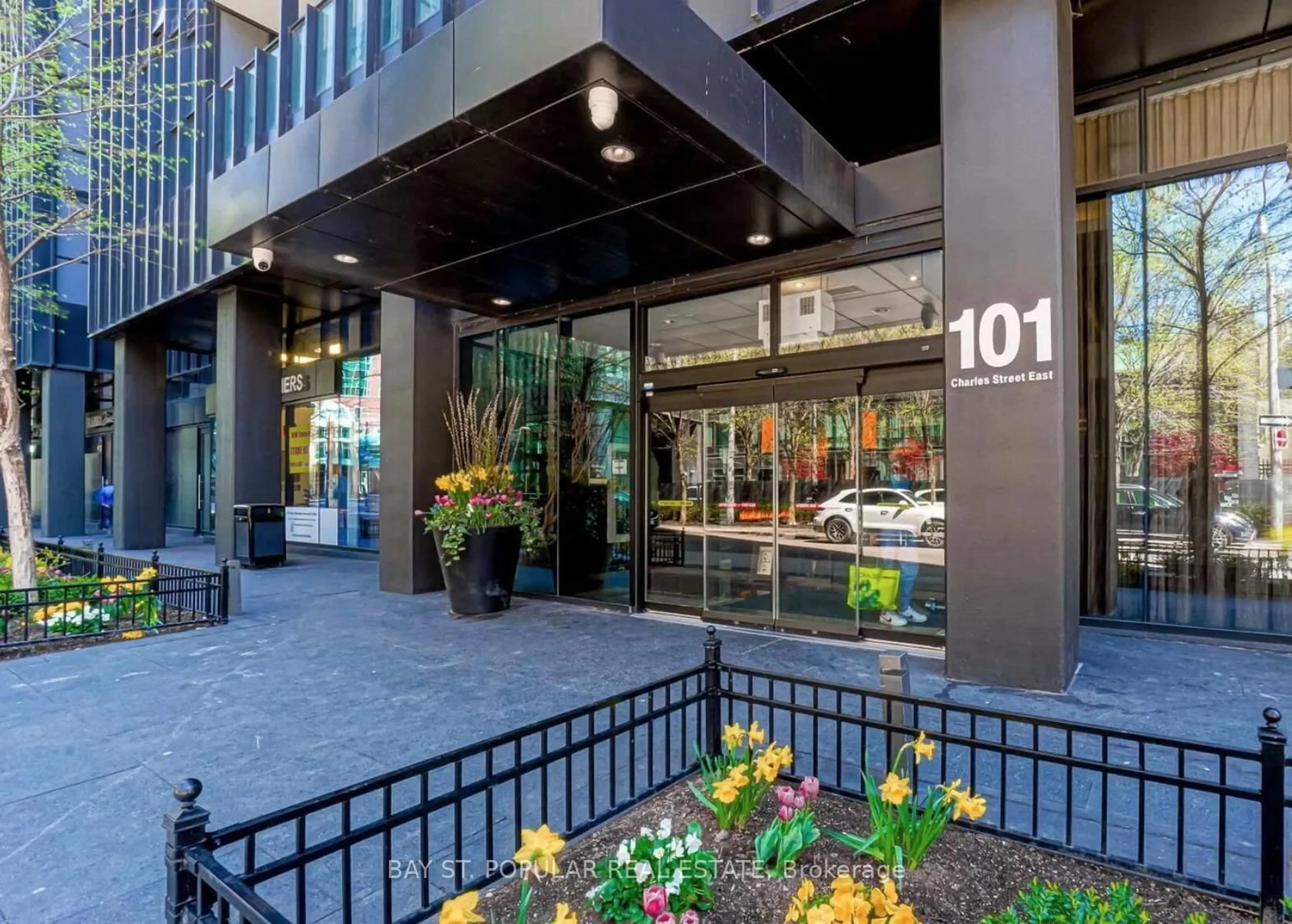 Unknown for 101 Charles St #813, Toronto Ontario M4Y 1V2