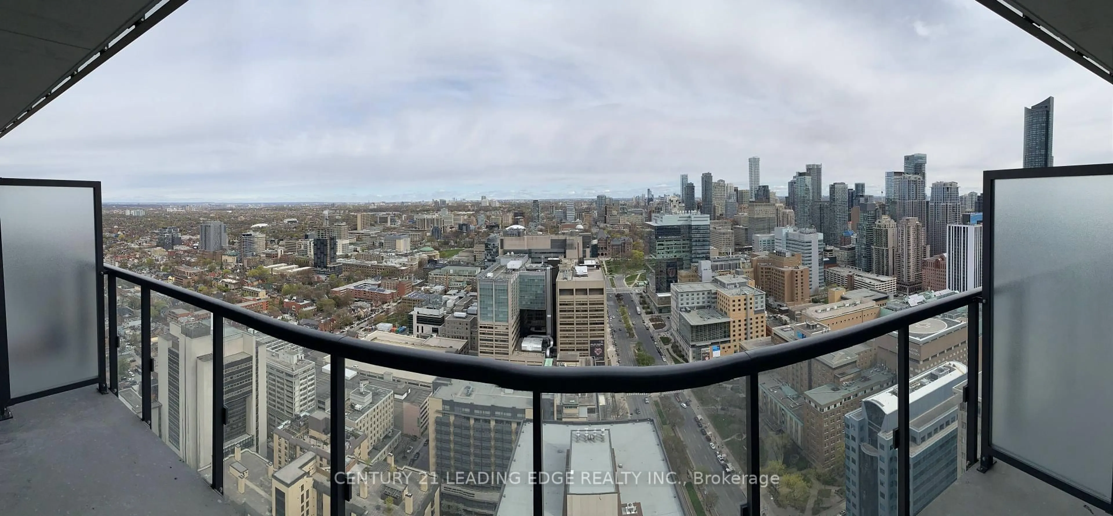 Unknown for 488 University Ave #3301, Toronto Ontario M5G 0C1