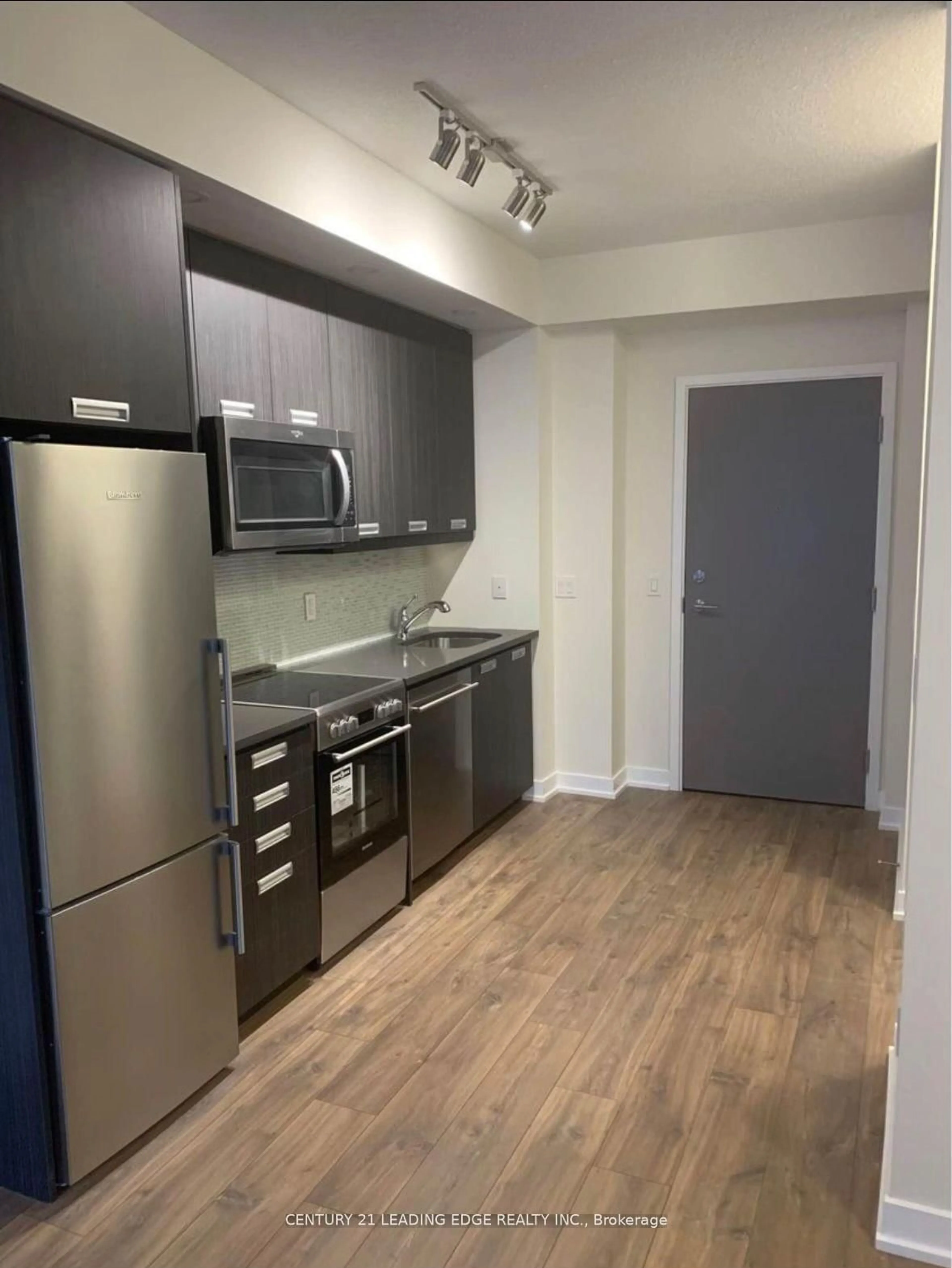 Standard kitchen, unknown for 99 John St #1805, Toronto Ontario M5V 0S6