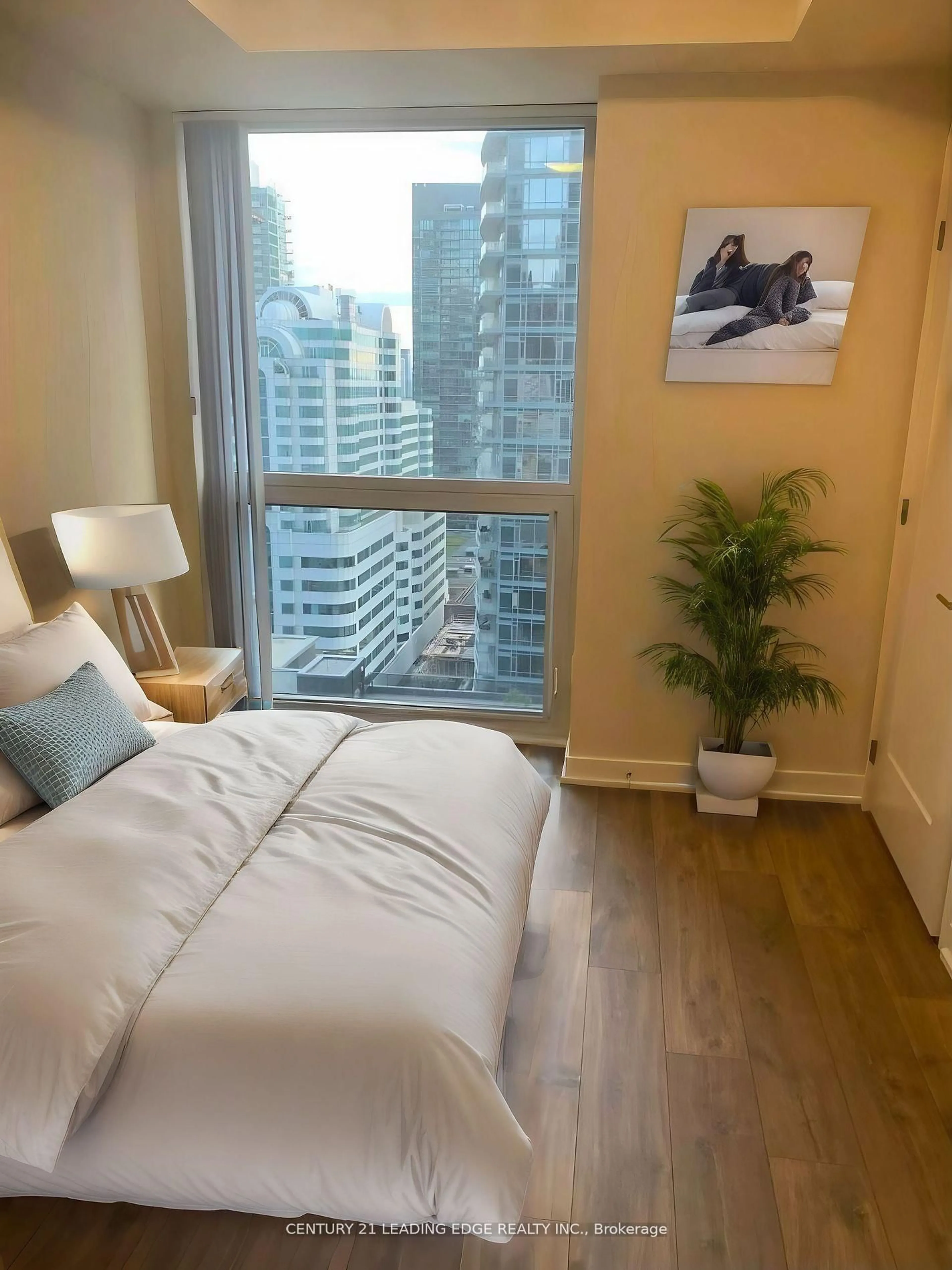 A pic of a room for 99 John St #1805, Toronto Ontario M5V 0S6