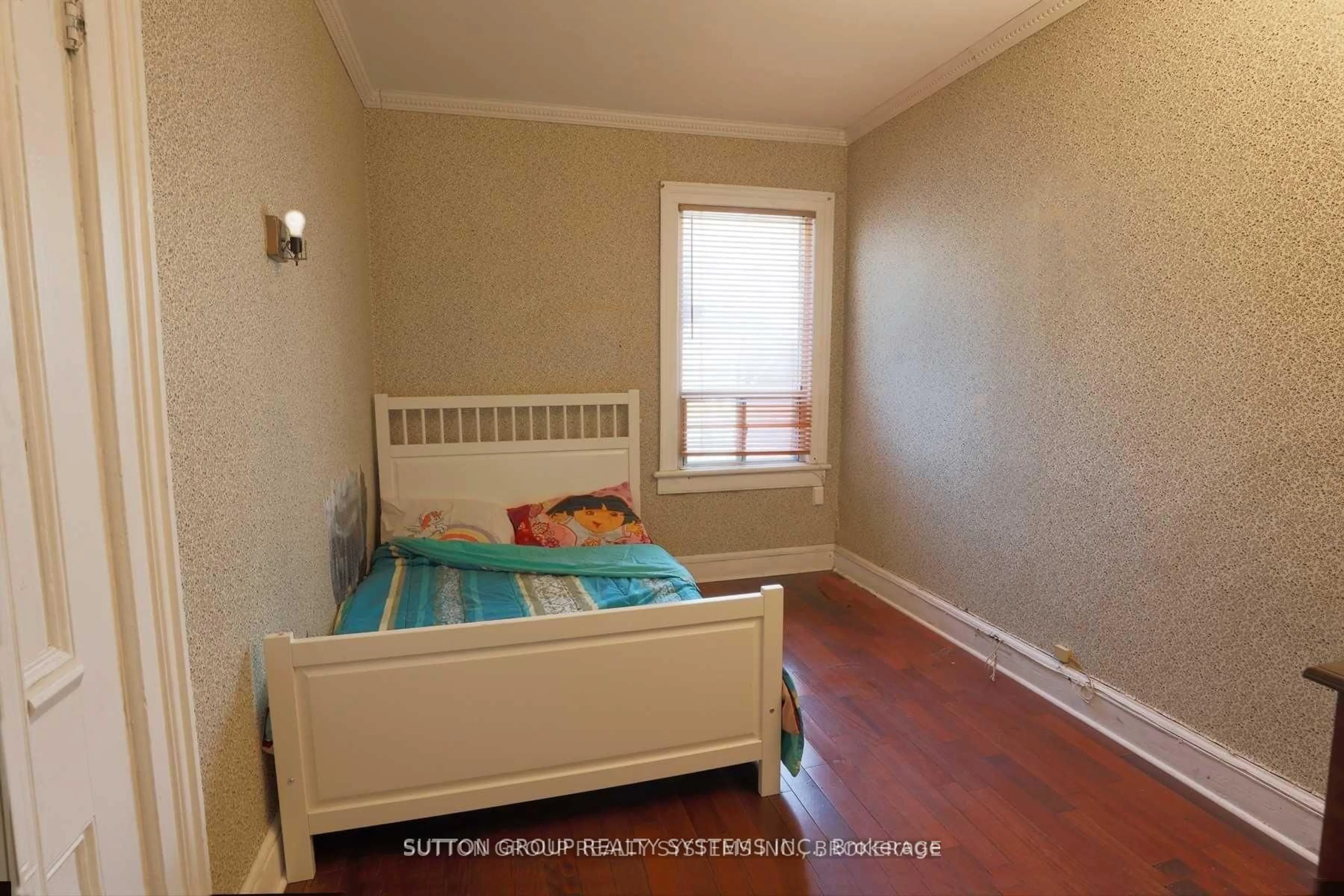 A pic of a room for 514 Adelaide St, Toronto Ontario M5V 1T5