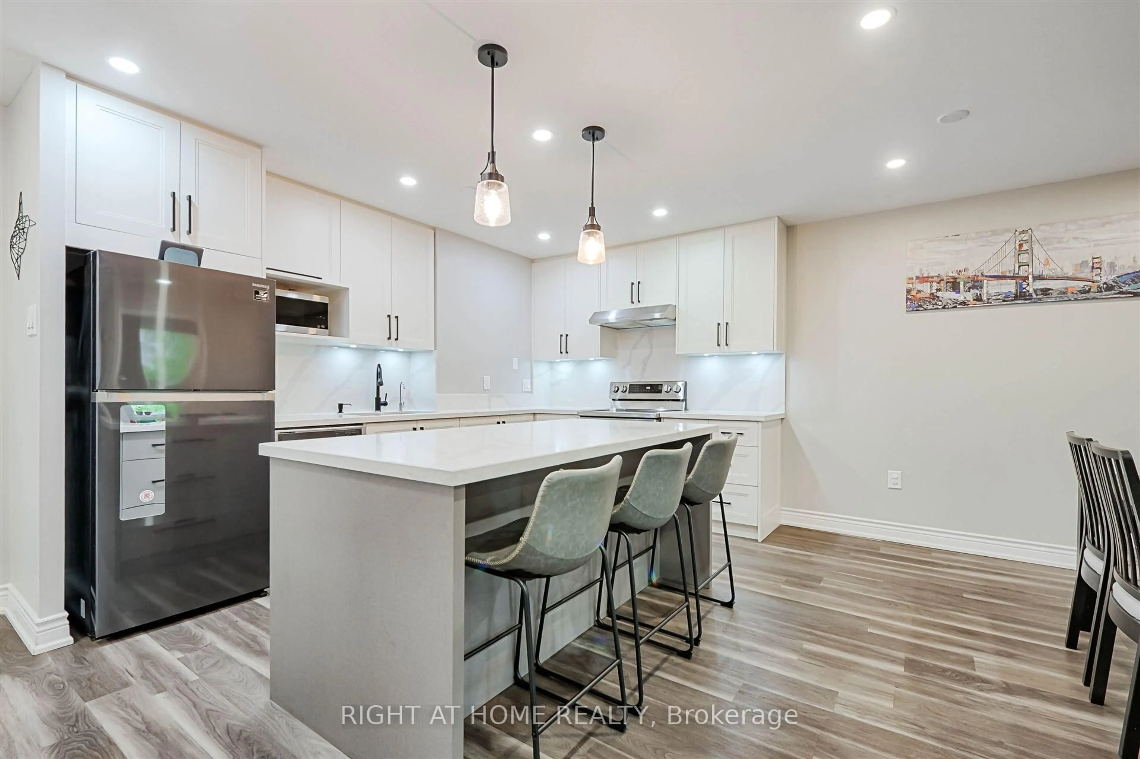 Open concept kitchen, unknown for 4005 Don Mills Rd #125, Toronto Ontario M2H 3J9
