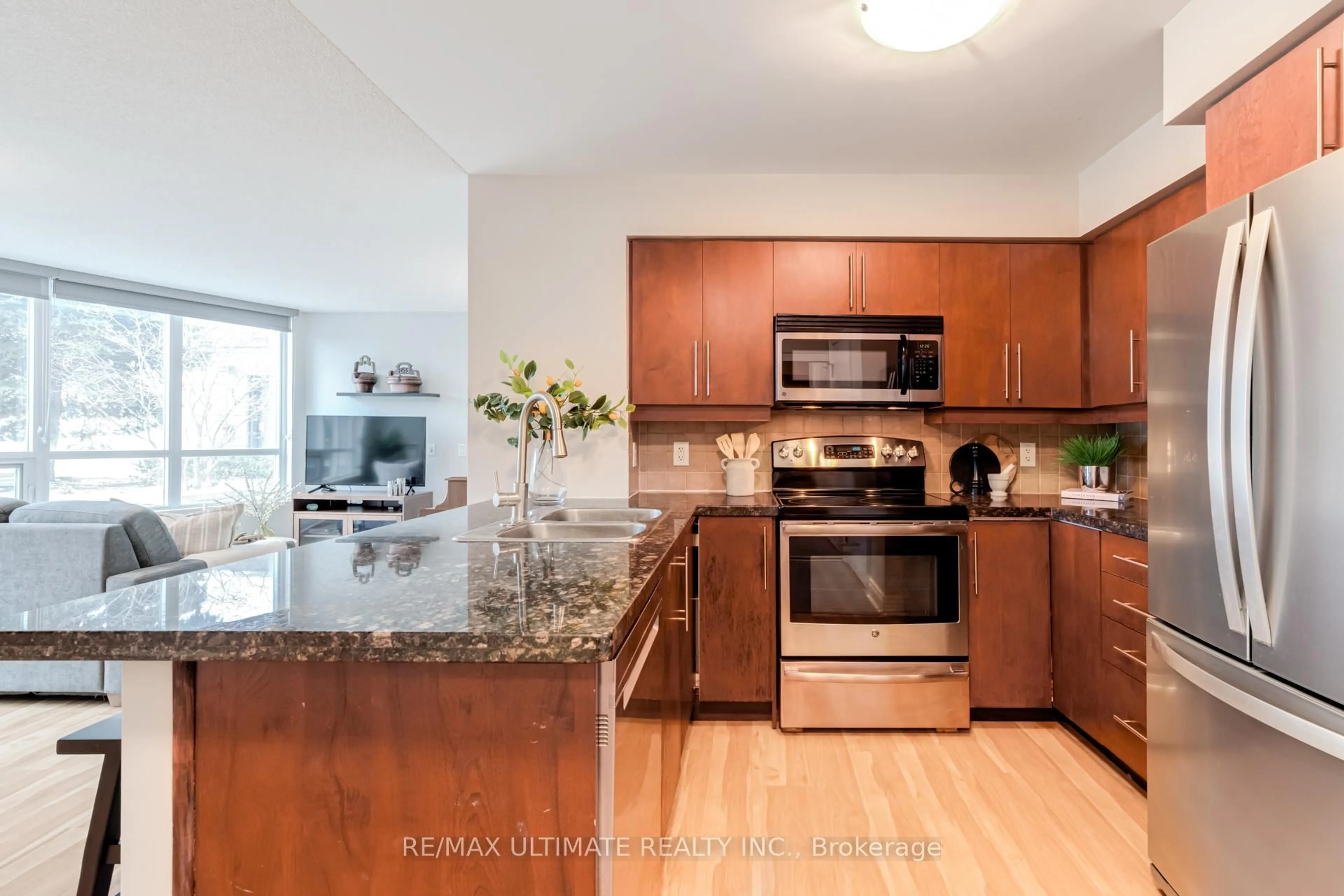Open concept kitchen, unknown for 25 Greenview Ave #319, Toronto Ontario M2M 0A5