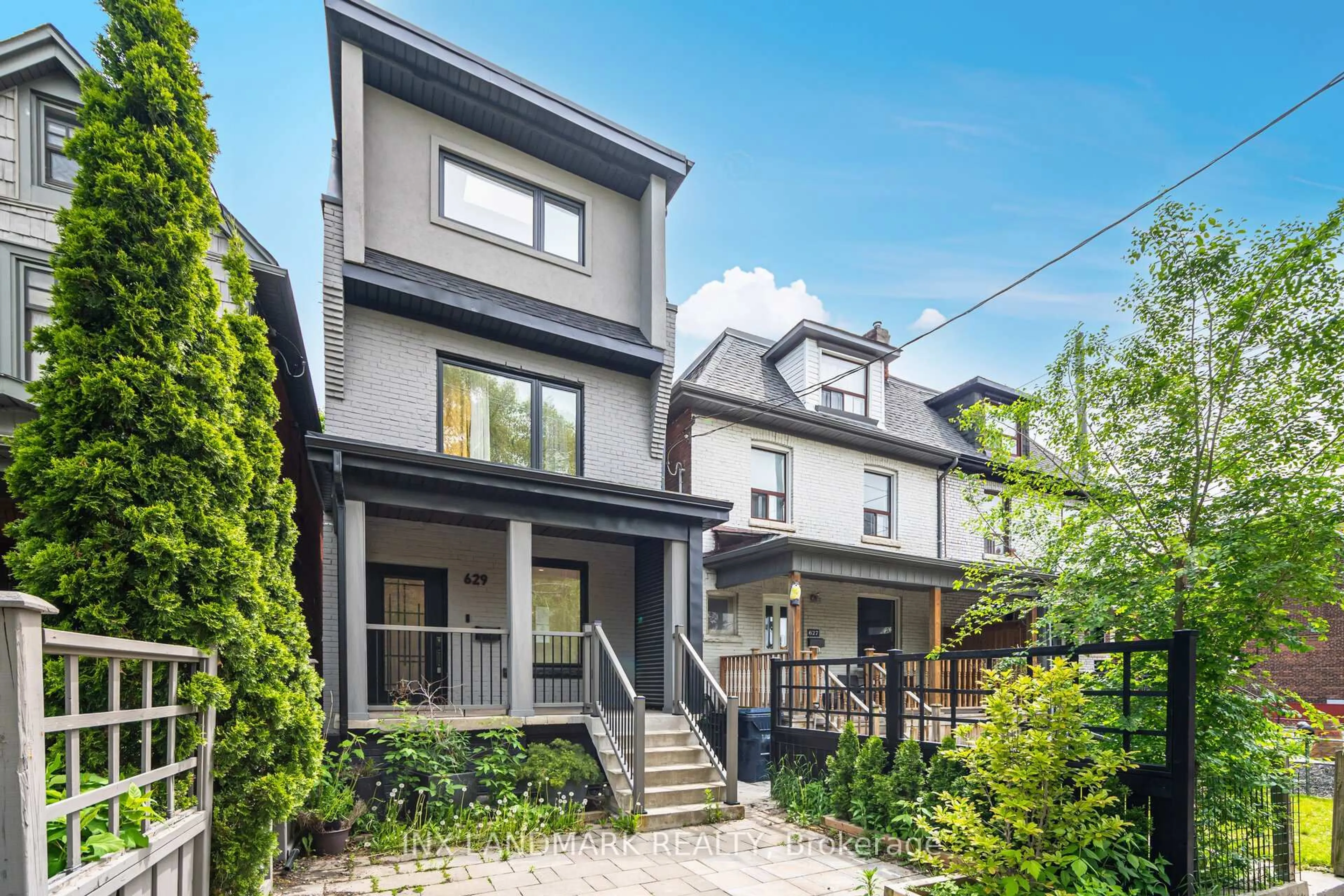 Home with brick exterior material, street for 629 Shaw St, Toronto Ontario M6G 3L8