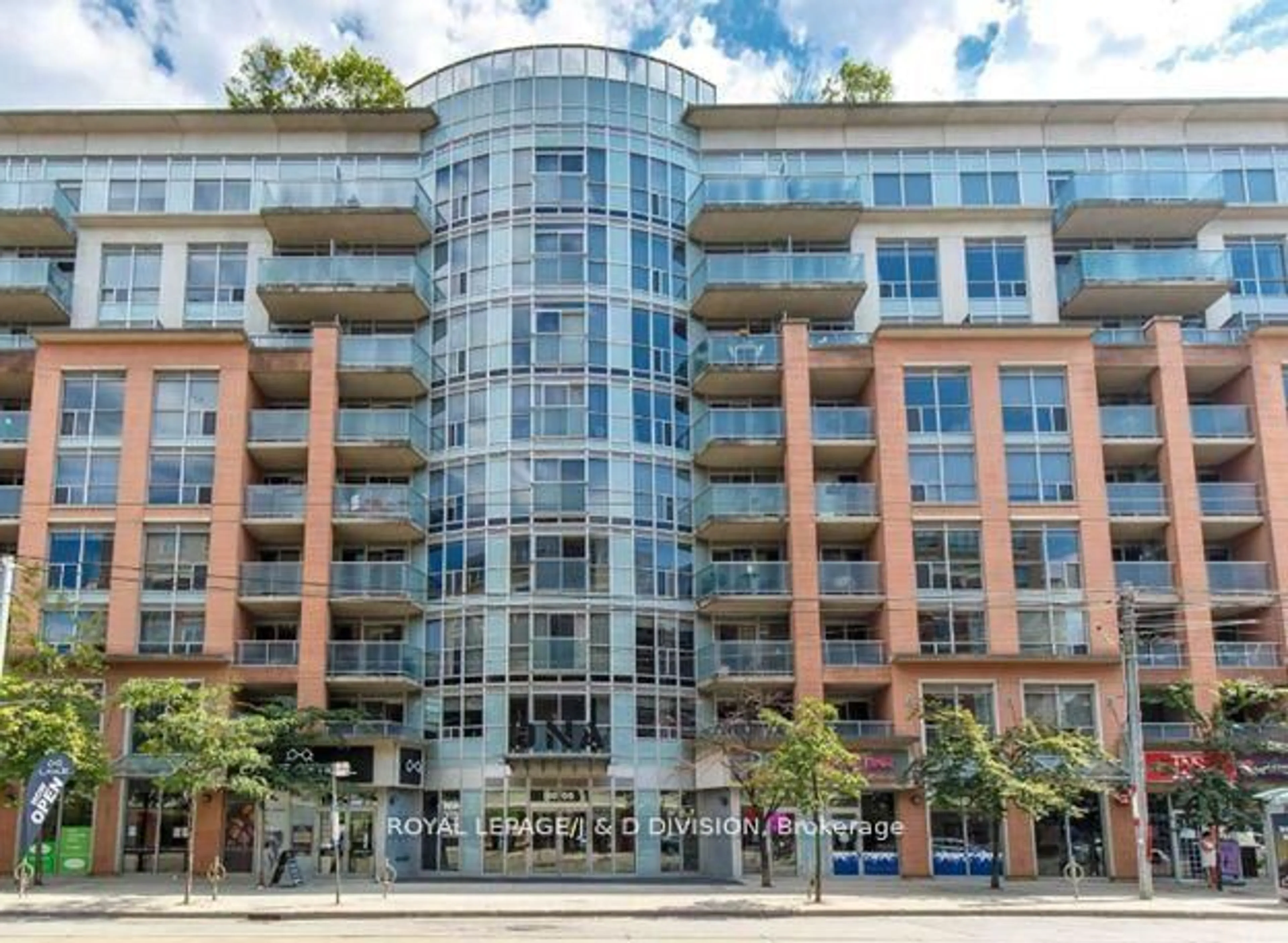 Unknown for 1005 King St #425, Toronto Ontario M6K 3M8